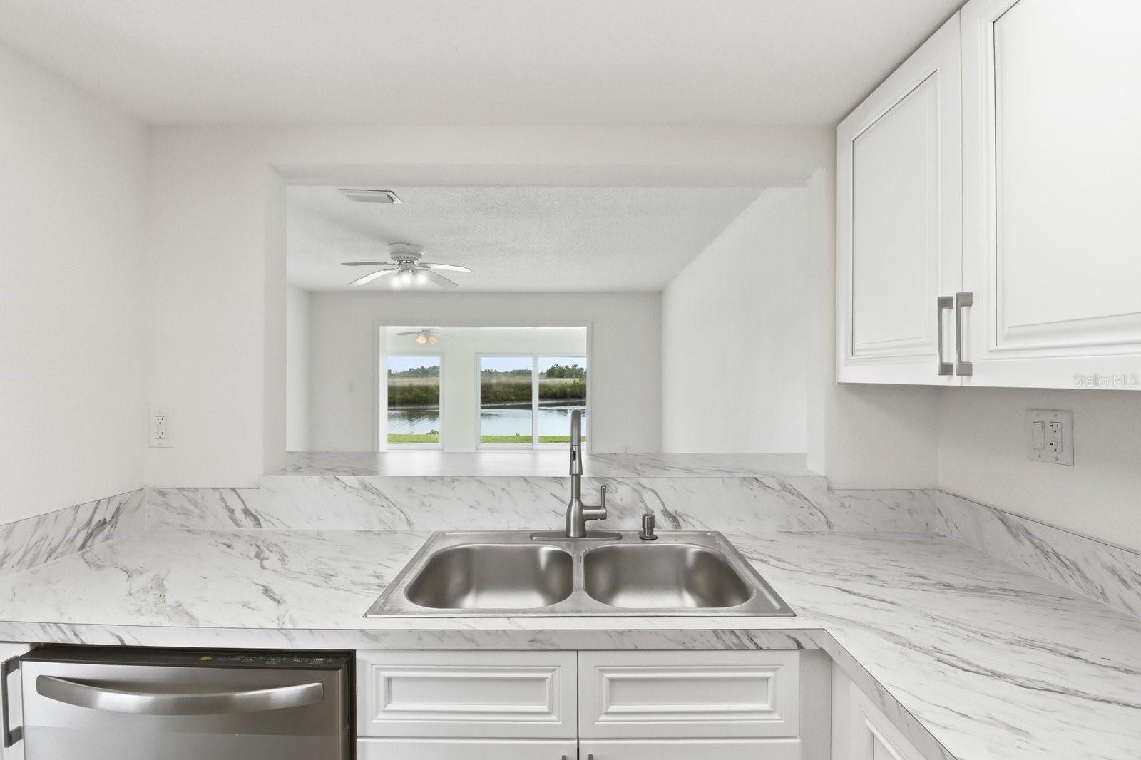 THE BAY VILLAS - Residential