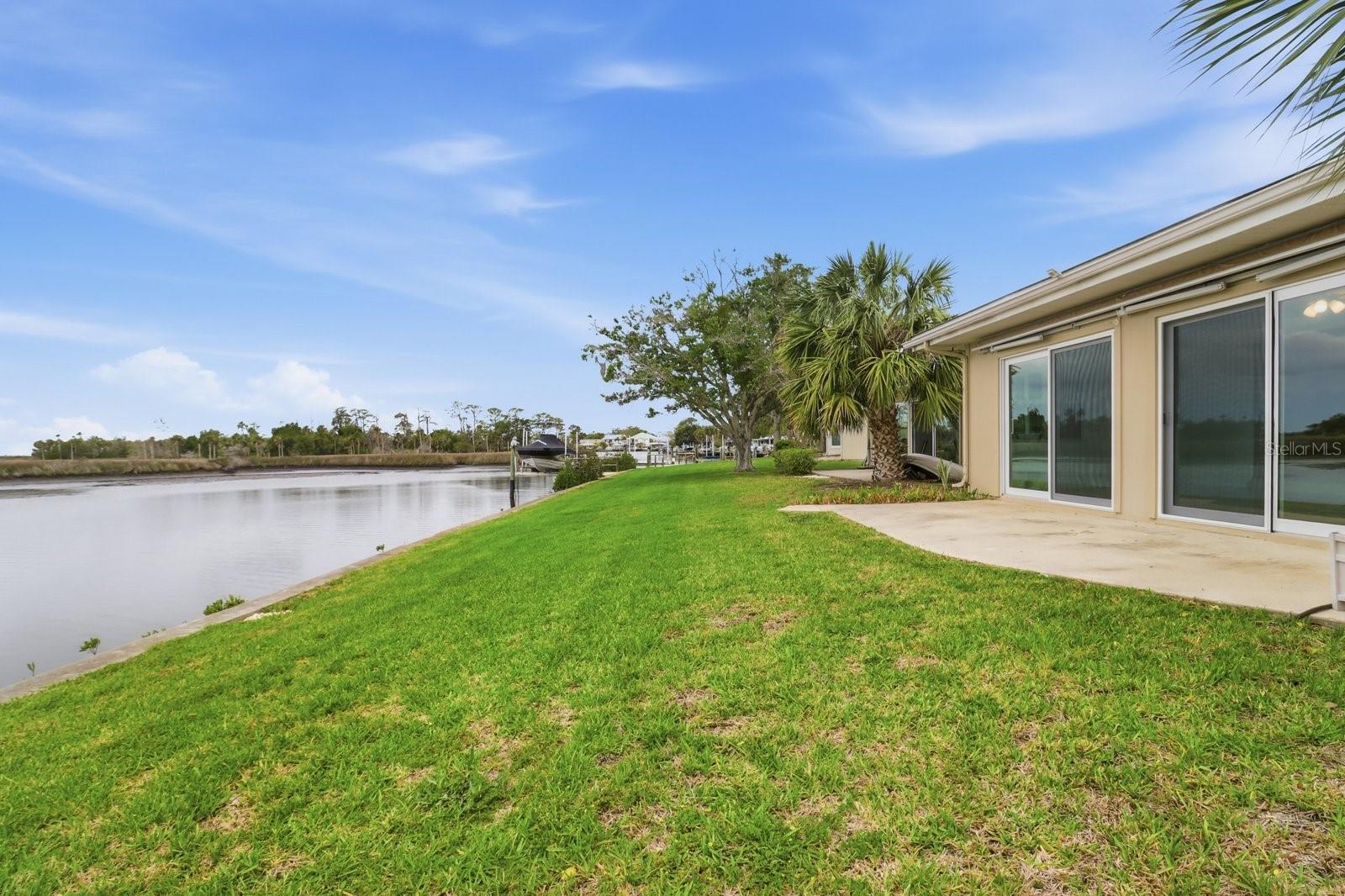 THE BAY VILLAS - Residential