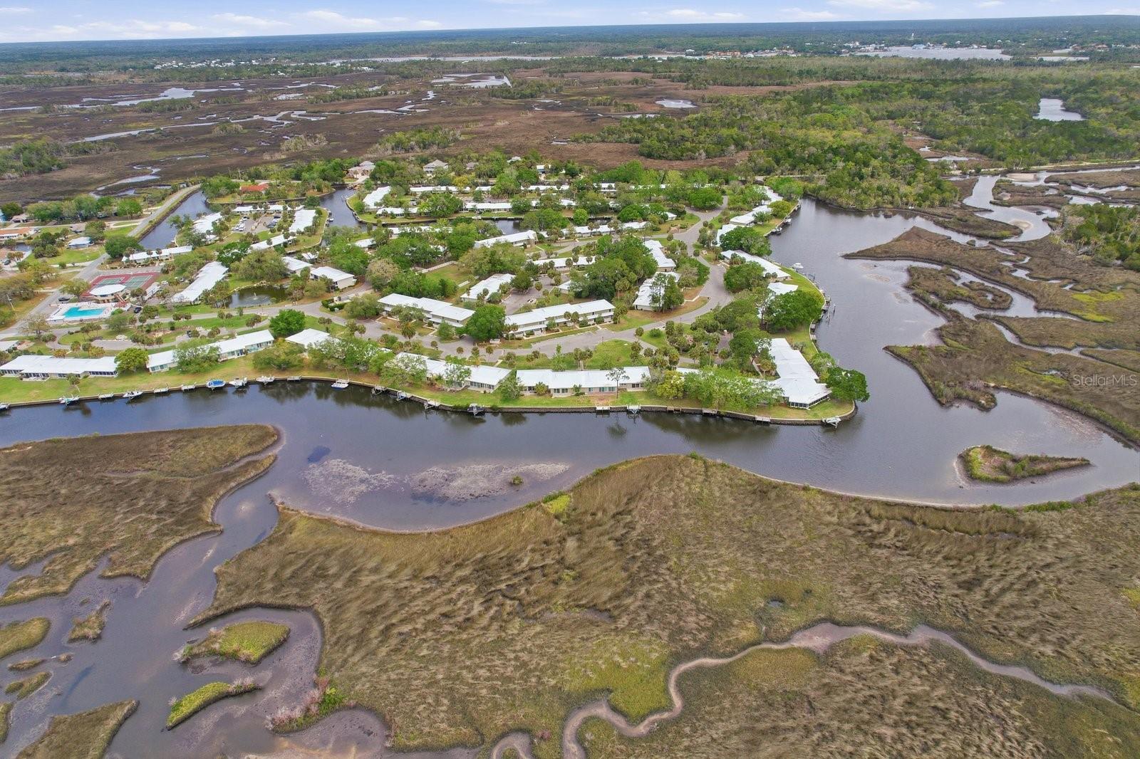 THE BAY VILLAS - Residential