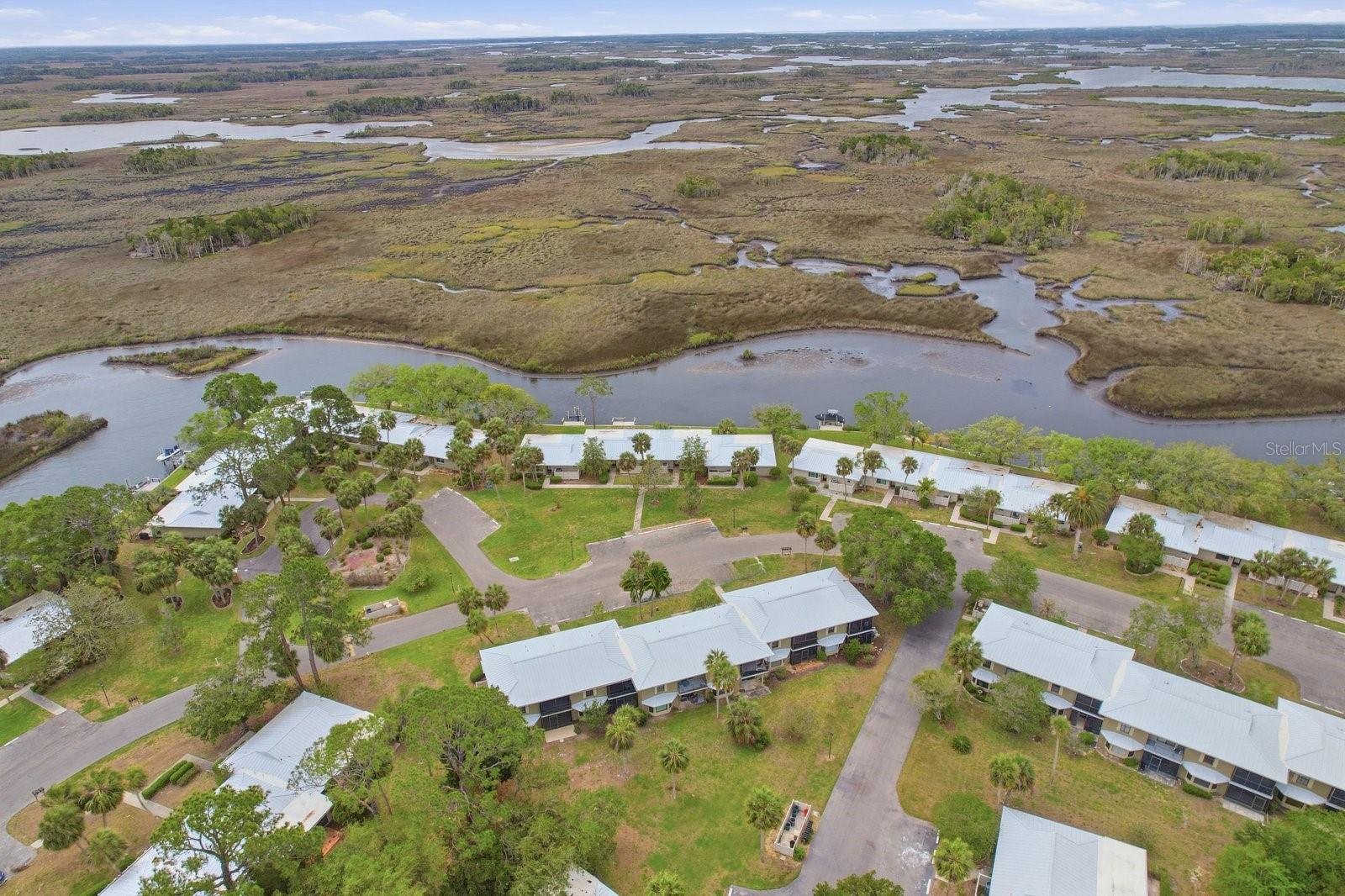 THE BAY VILLAS - Residential