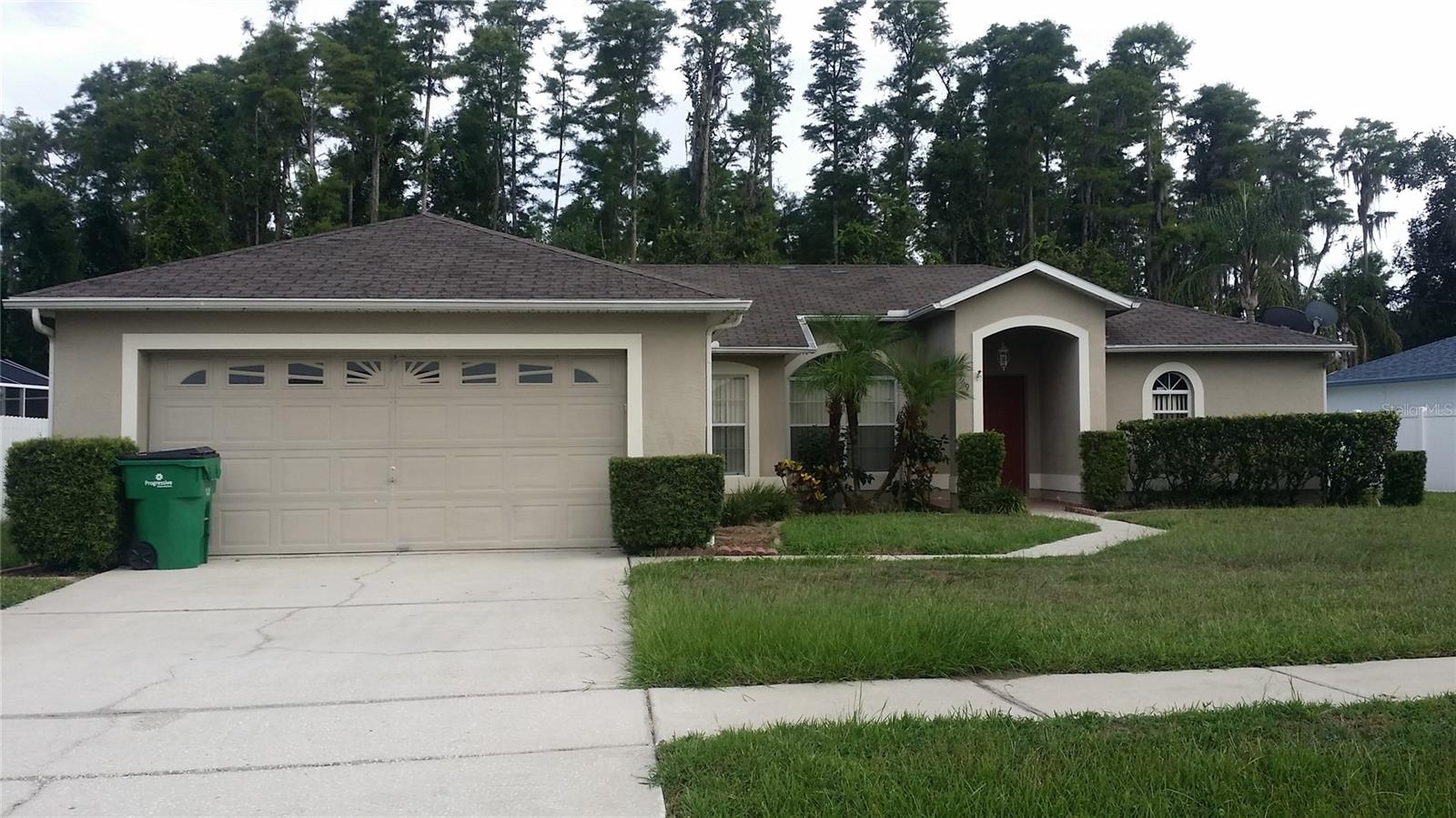 PINEHURST AT CYPRESS WOODS - Residential Lease