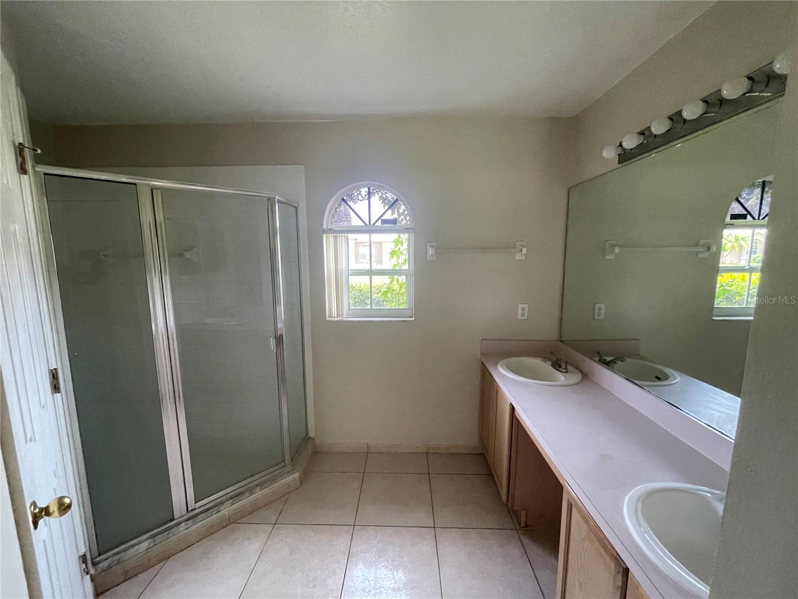 PINEHURST AT CYPRESS WOODS - Residential Lease