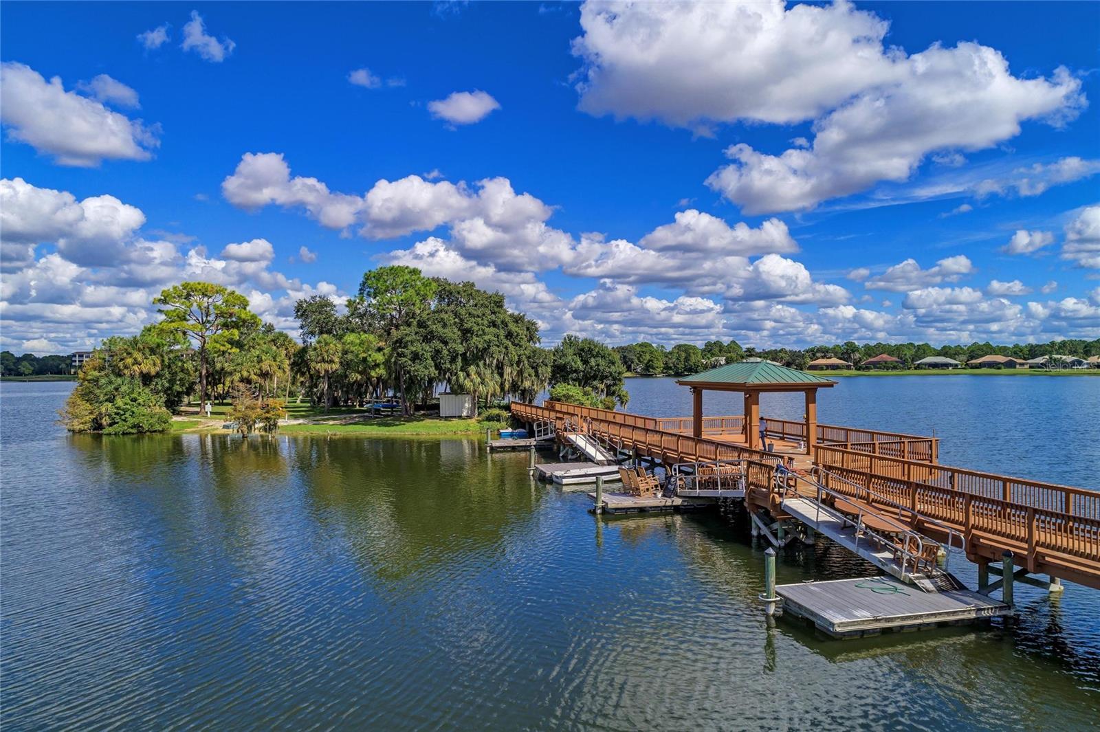 THE MOORINGS AT EDGEWATER - Residential