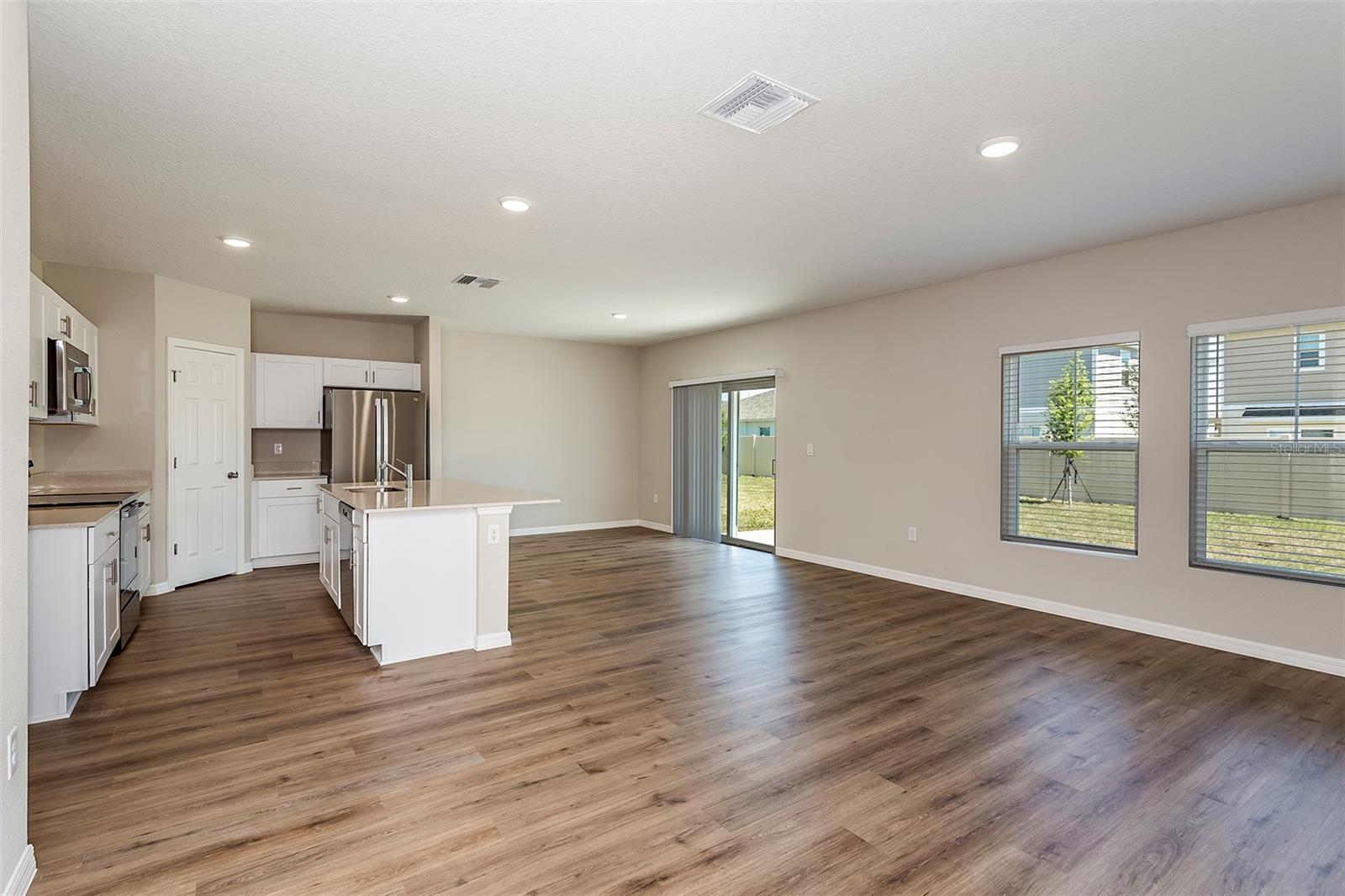 PASADENA RIDGE - Residential