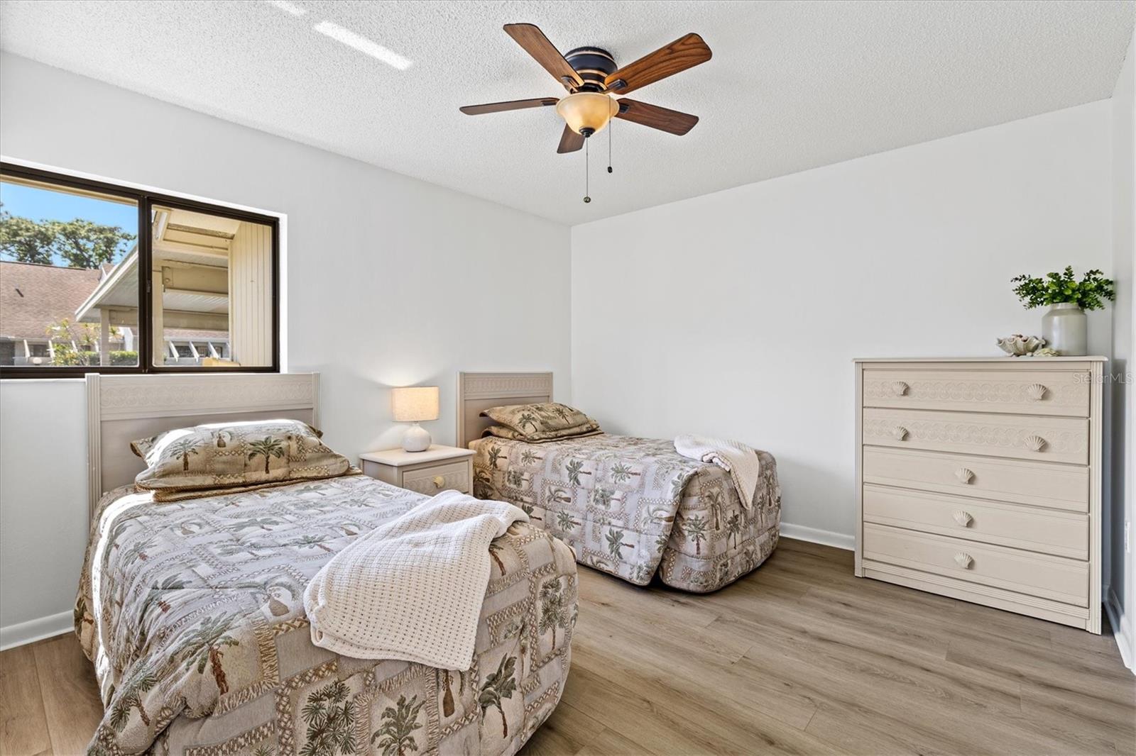 SOMERSET - Residential Lease