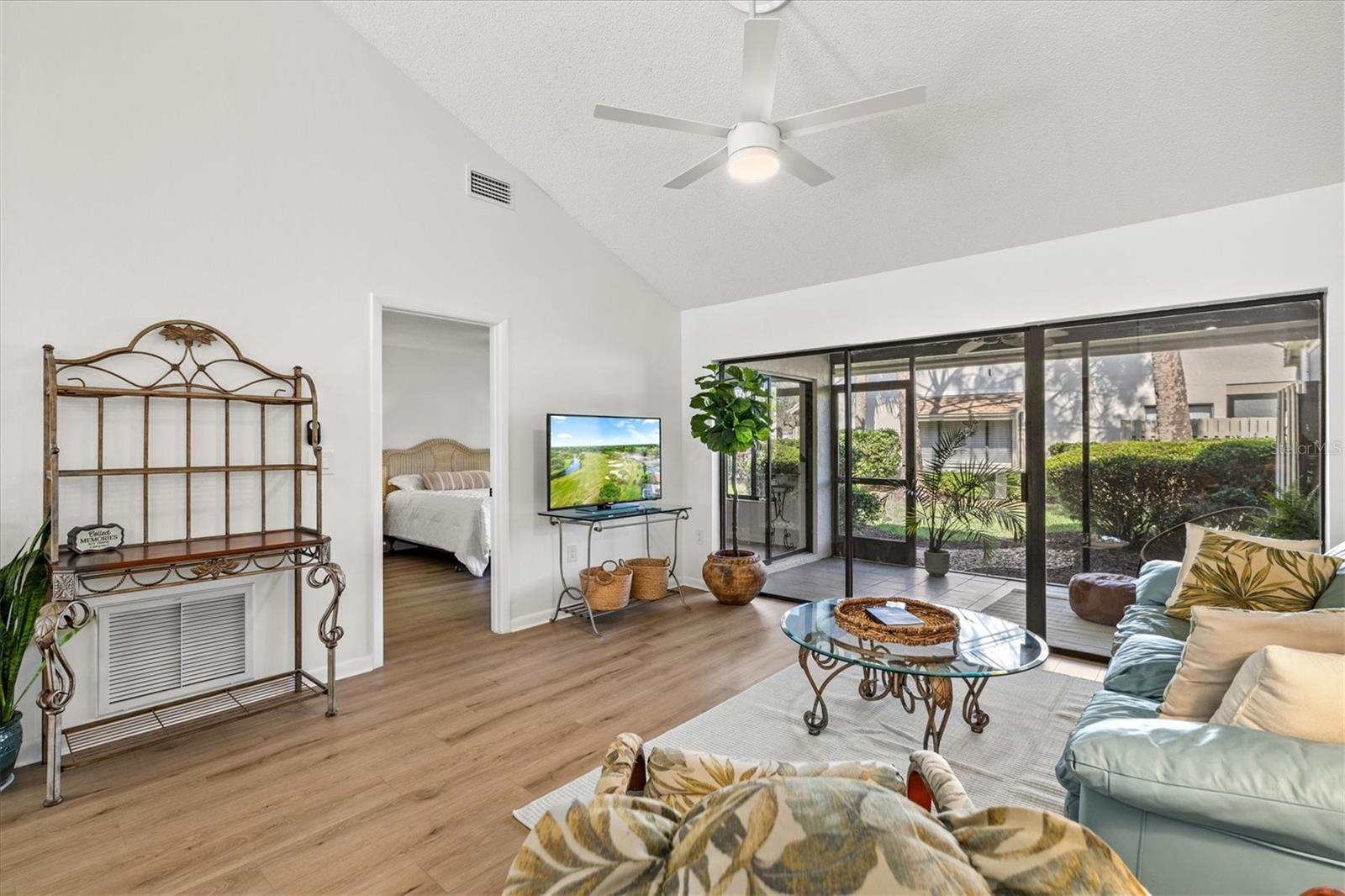 SOMERSET - Residential Lease