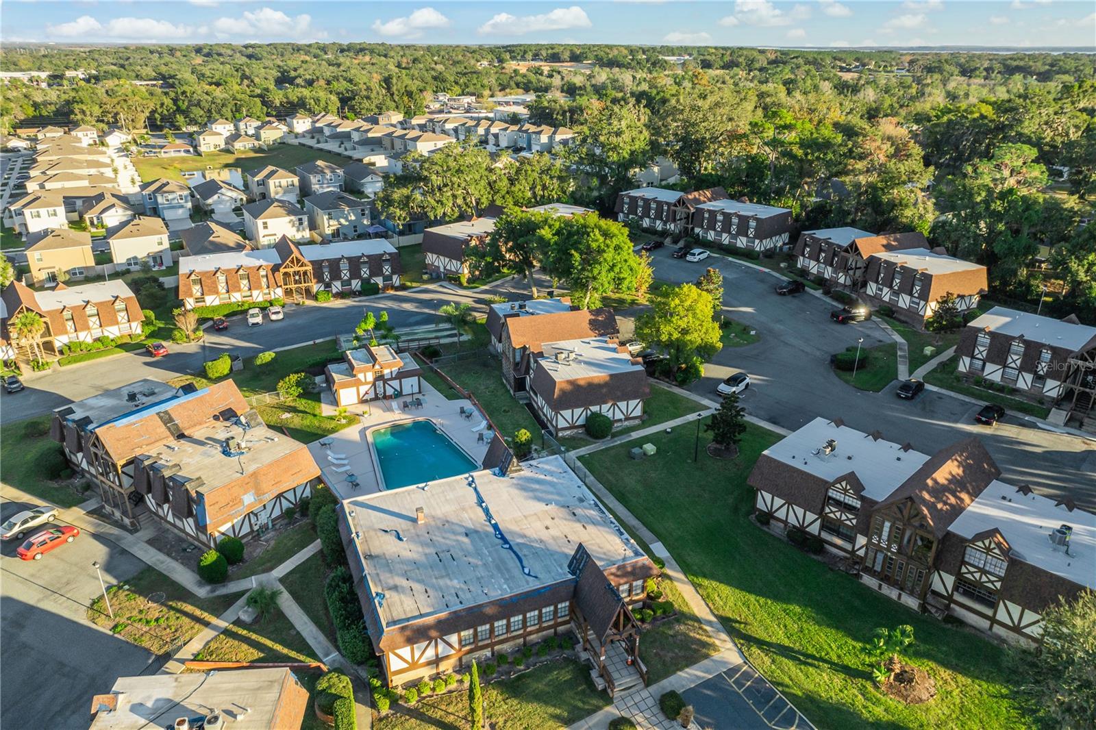 CHESTERBROOK 2 CONDO - Residential