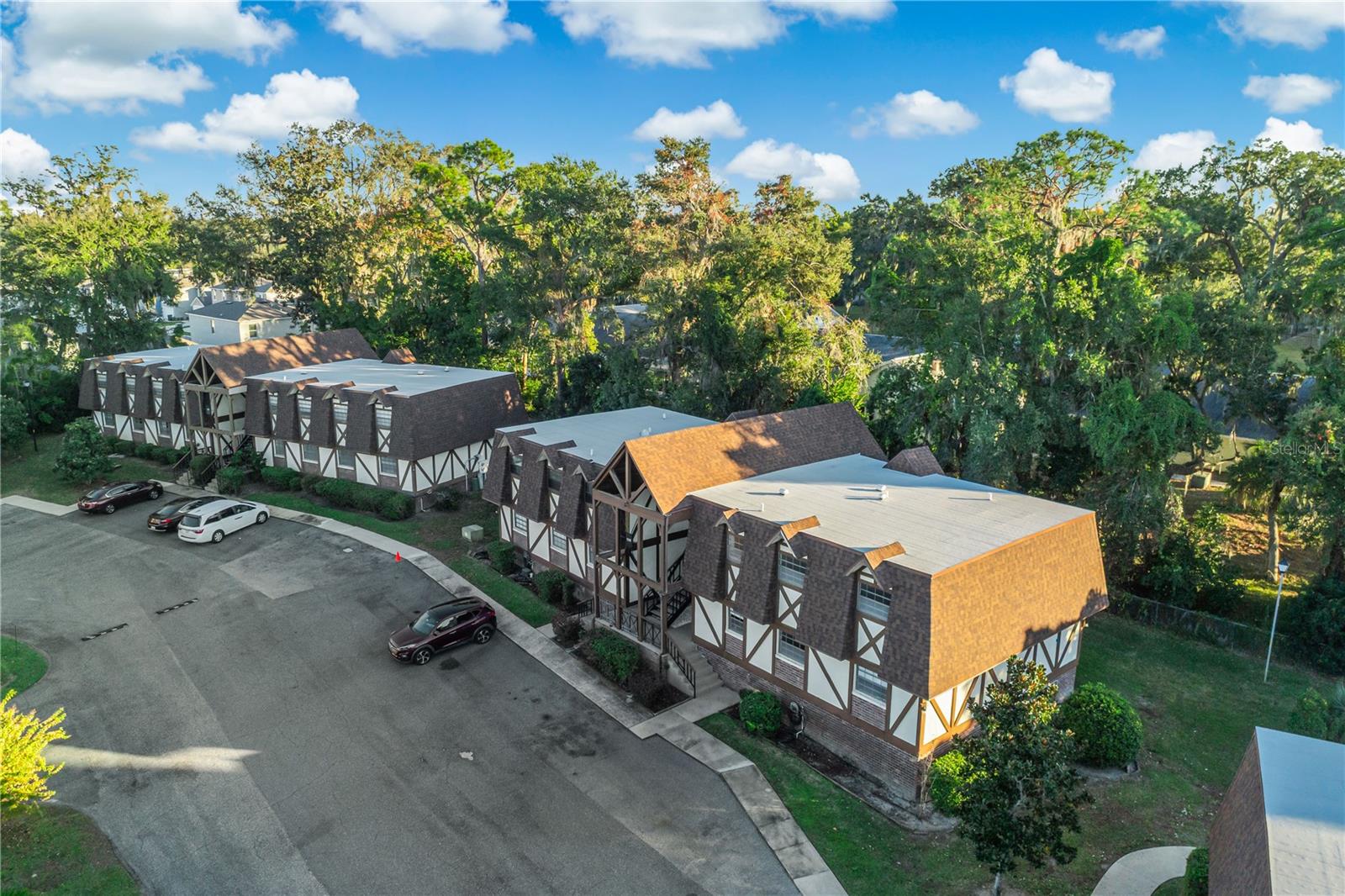 CHESTERBROOK 2 CONDO - Residential