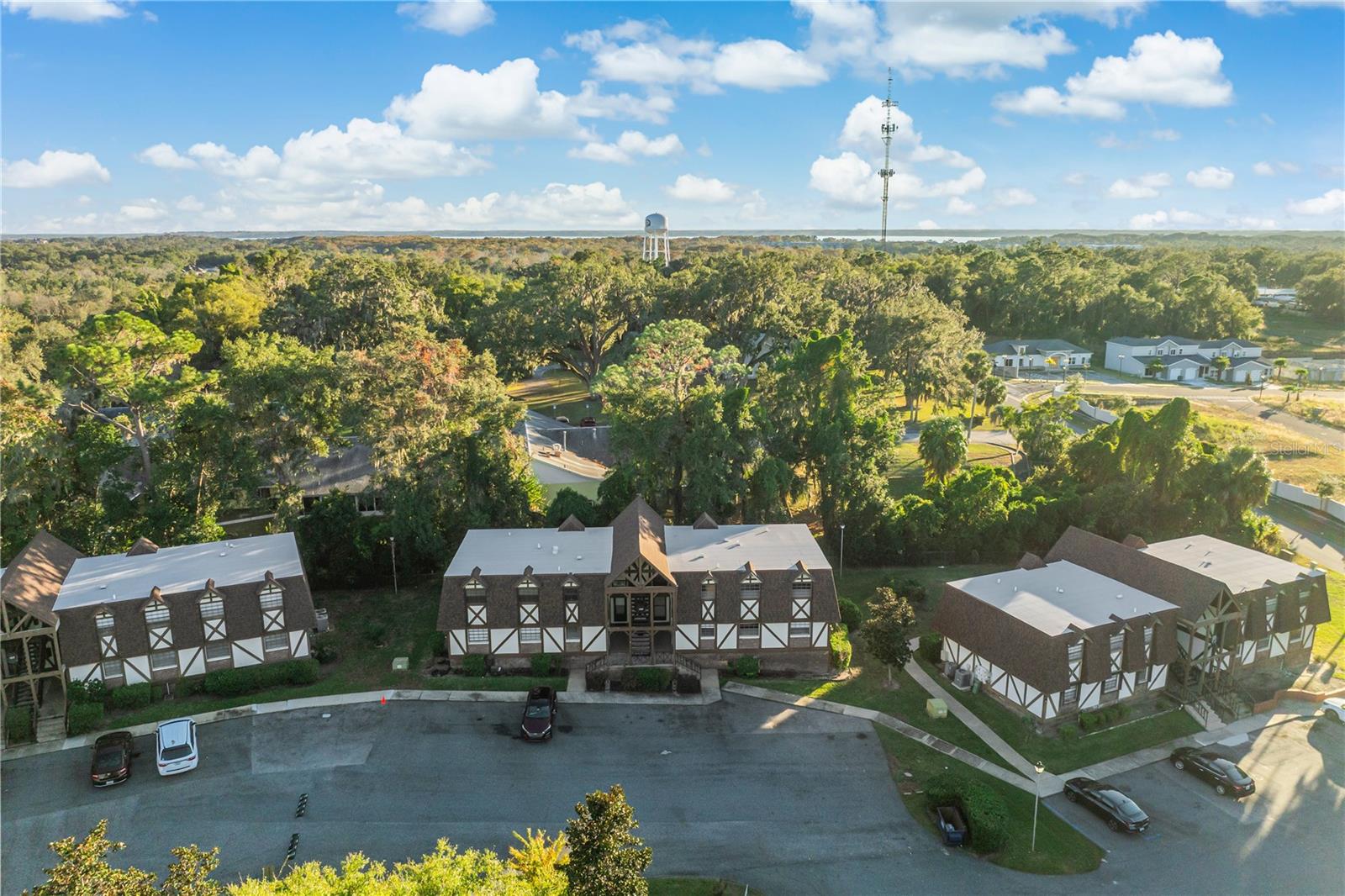 CHESTERBROOK 2 CONDO - Residential