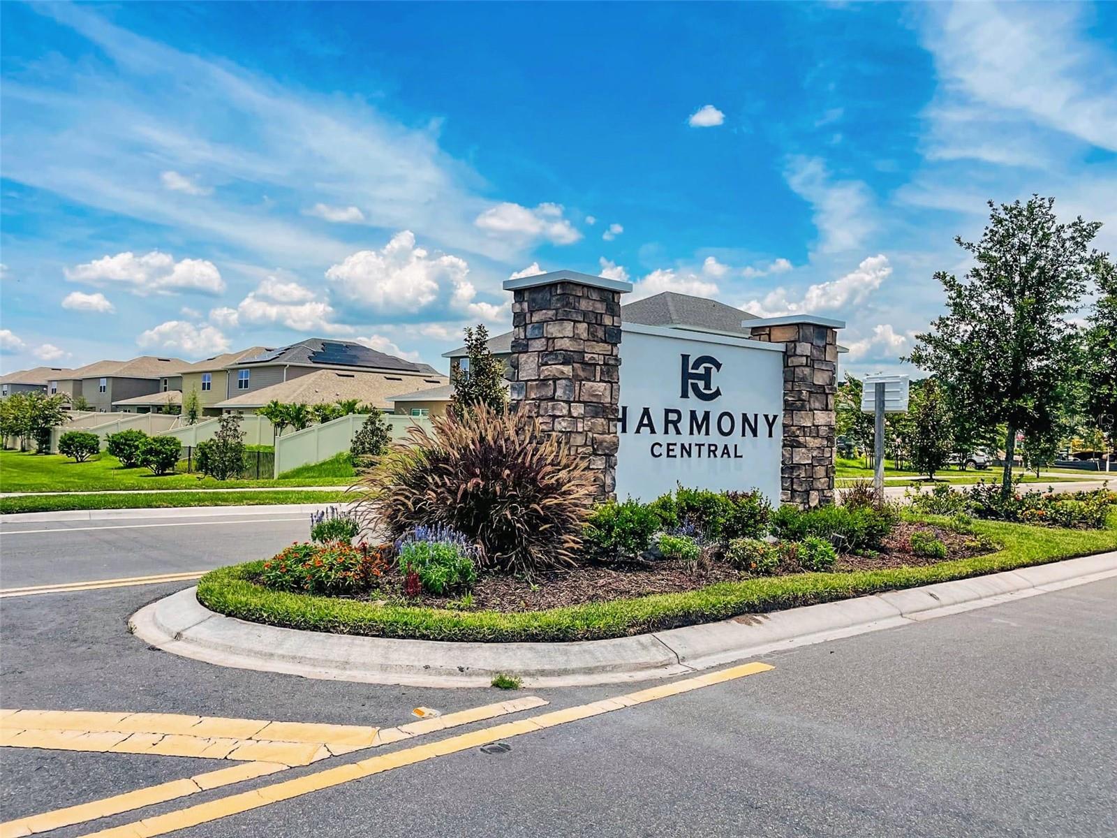 HARMONY CENTRAL PH 2 PB 35 PGS 139-144 BLK R LOT 4 - Residential