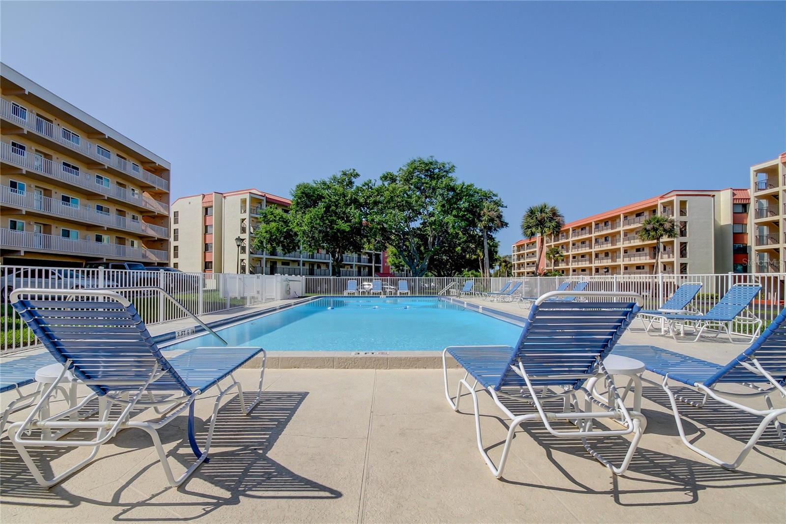 HARBOR GREENS AT YACHT CLUB ESTATES - Residential