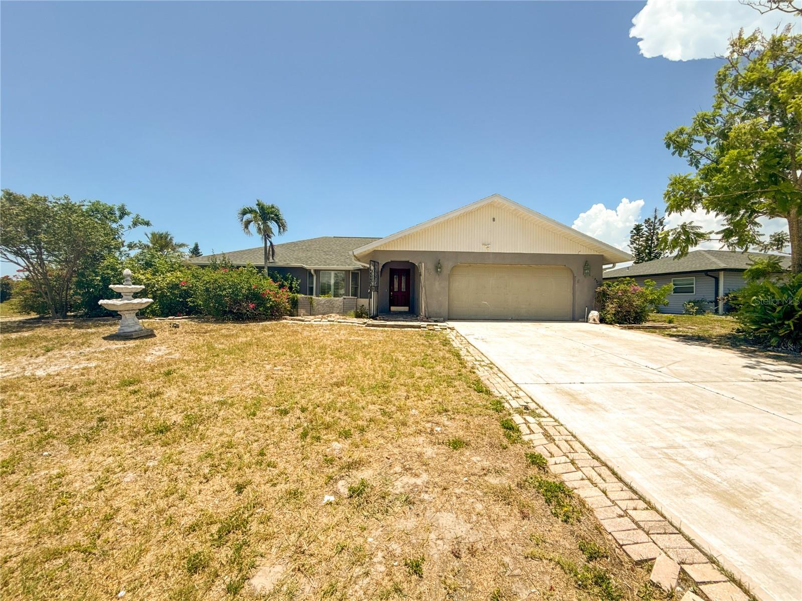 ROTONDA WEST PEBBLE BEACH - Residential