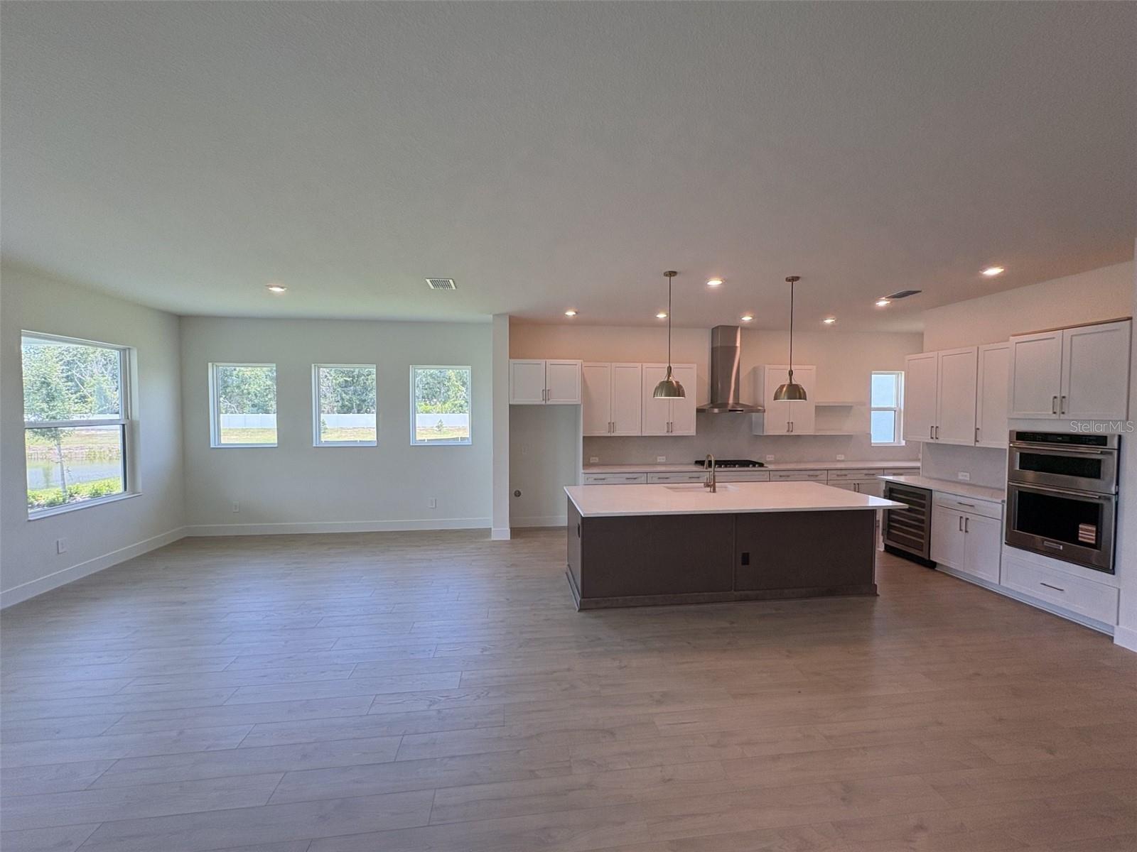 LAKEVIEW CROSSING - Residential