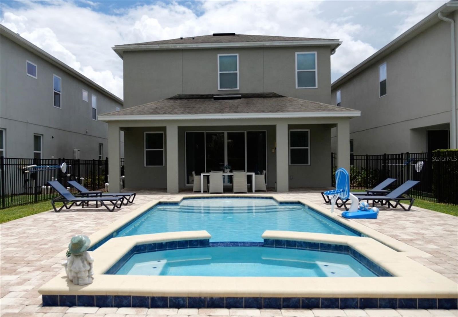 REUNION WEST PH 4 - Residential