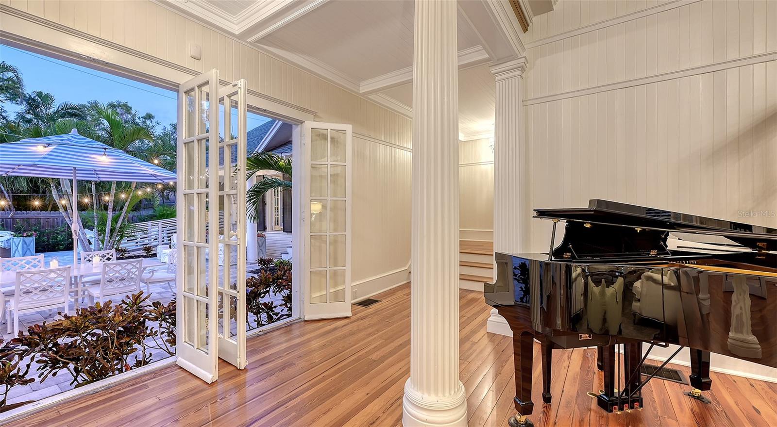 WHITFIELD ESTATES UNIT 1 - Residential