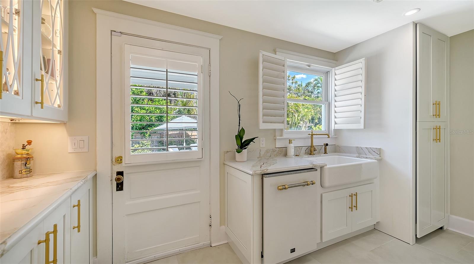 WHITFIELD ESTATES UNIT 1 - Residential