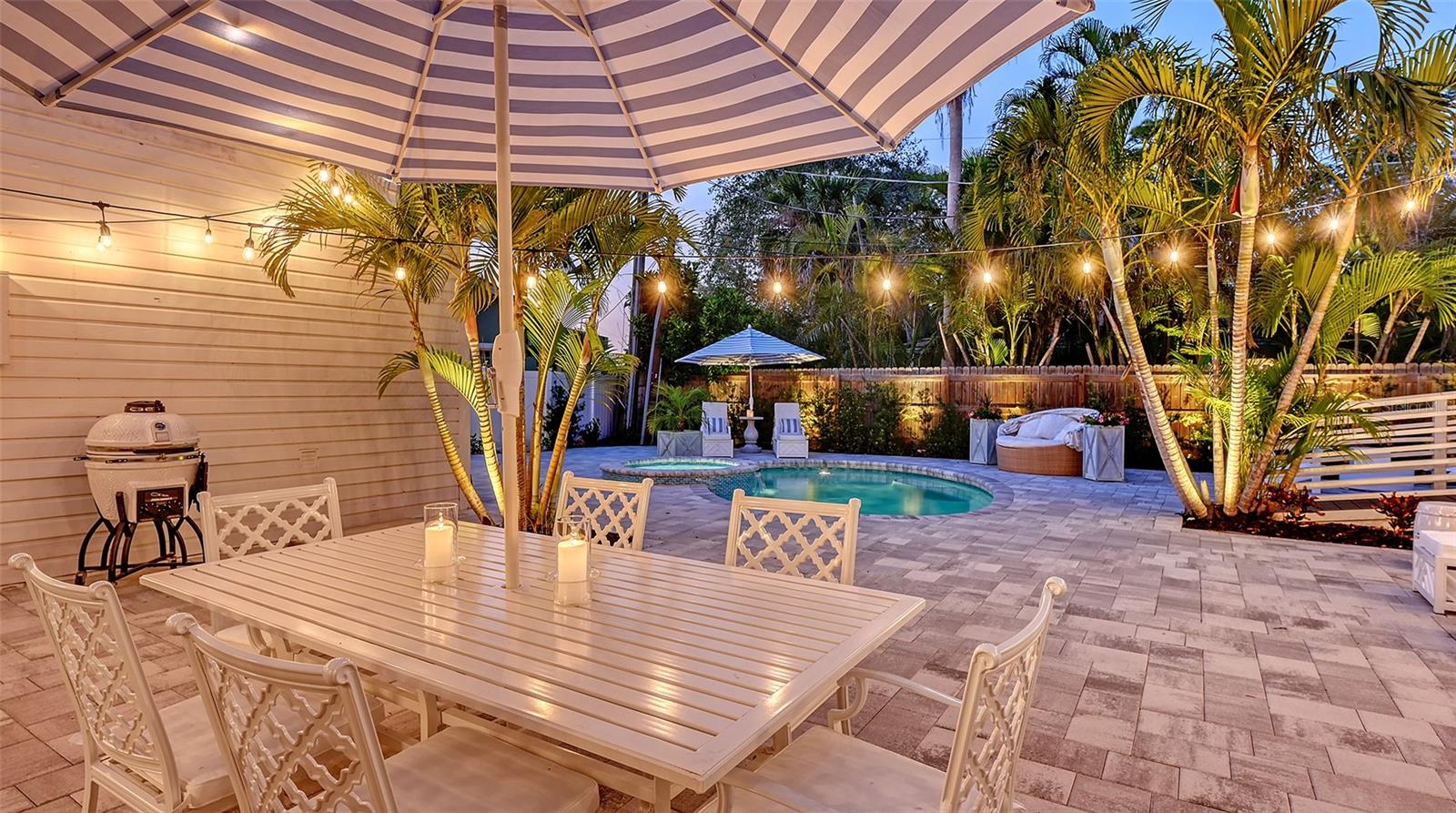 WHITFIELD ESTATES UNIT 1 - Residential