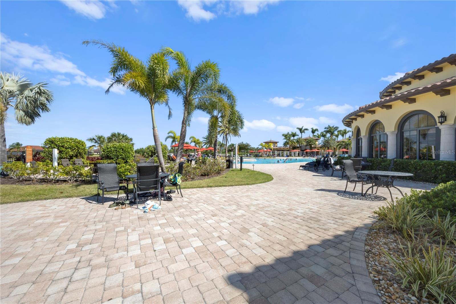 GRAND PARADISO - Residential