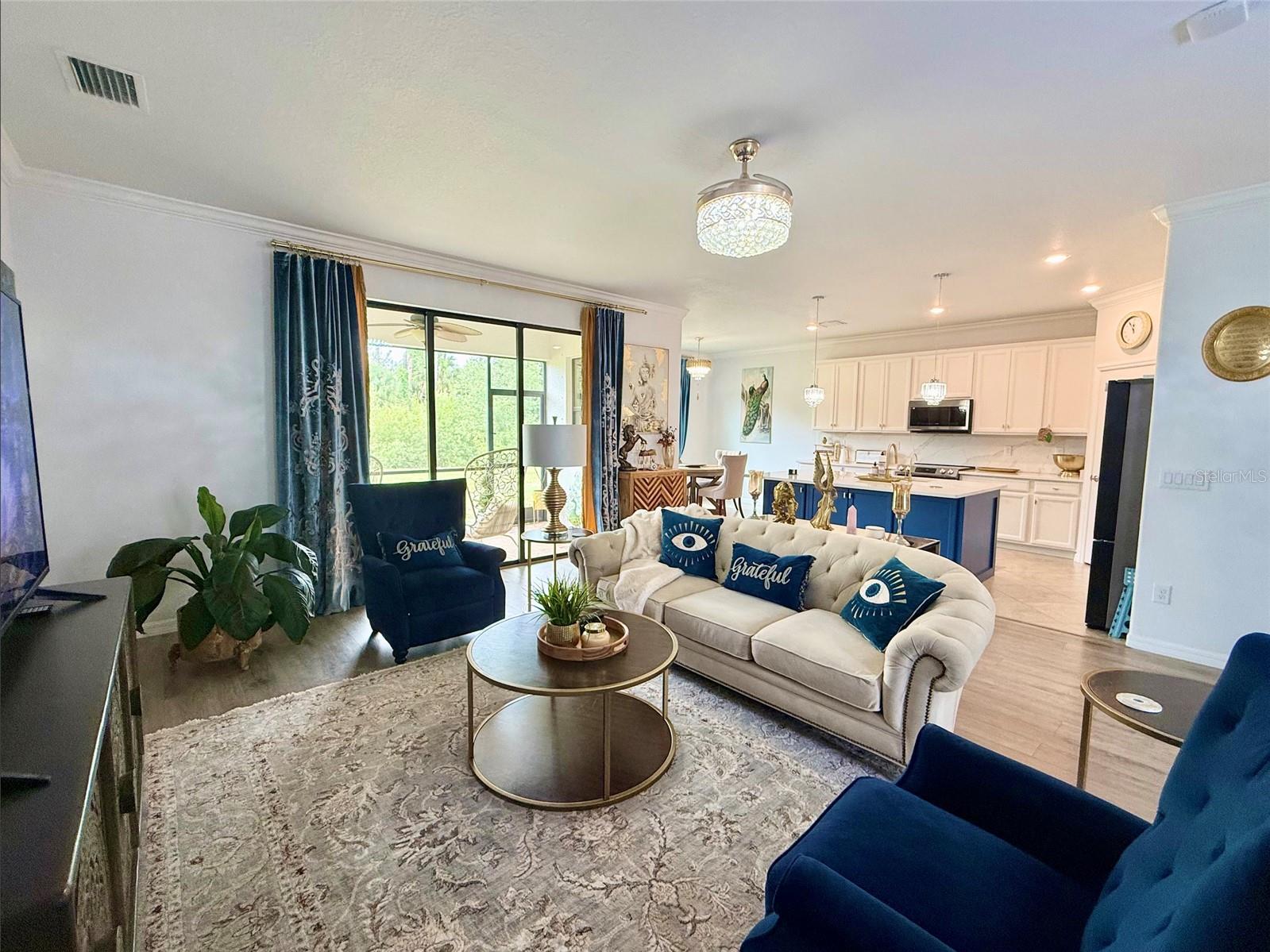 GRAND PARADISO - Residential