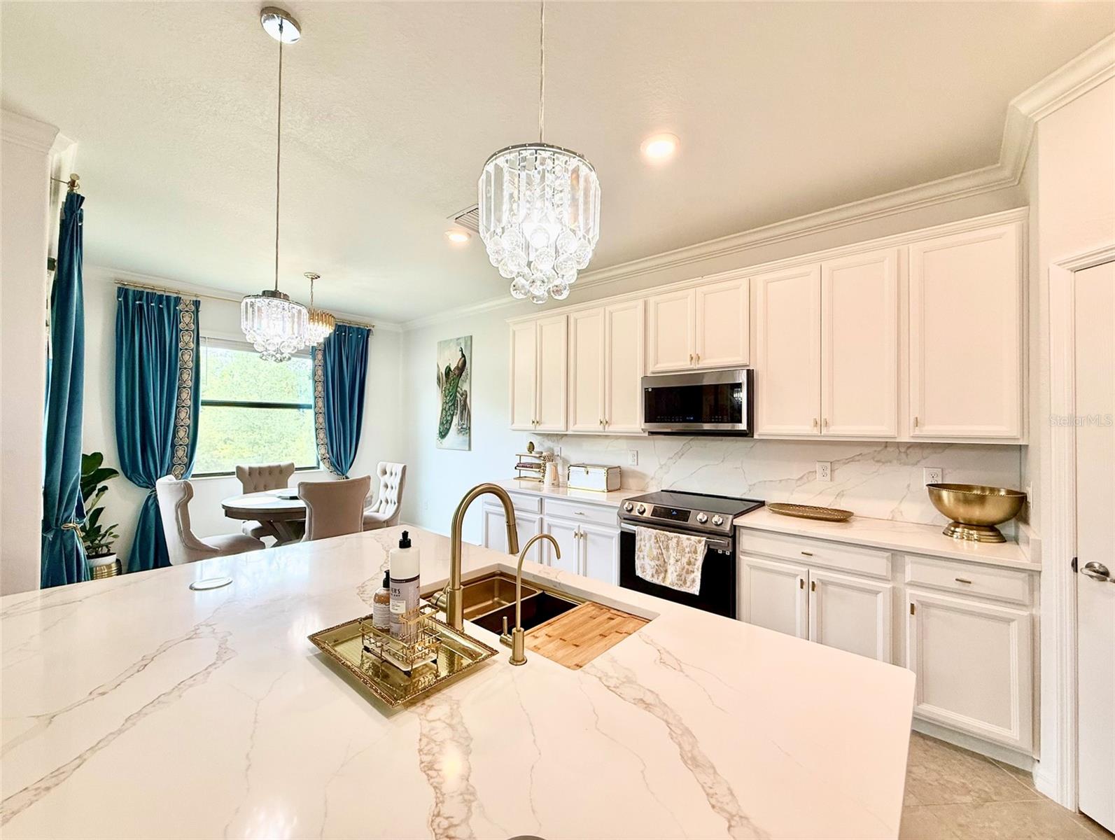 GRAND PARADISO - Residential