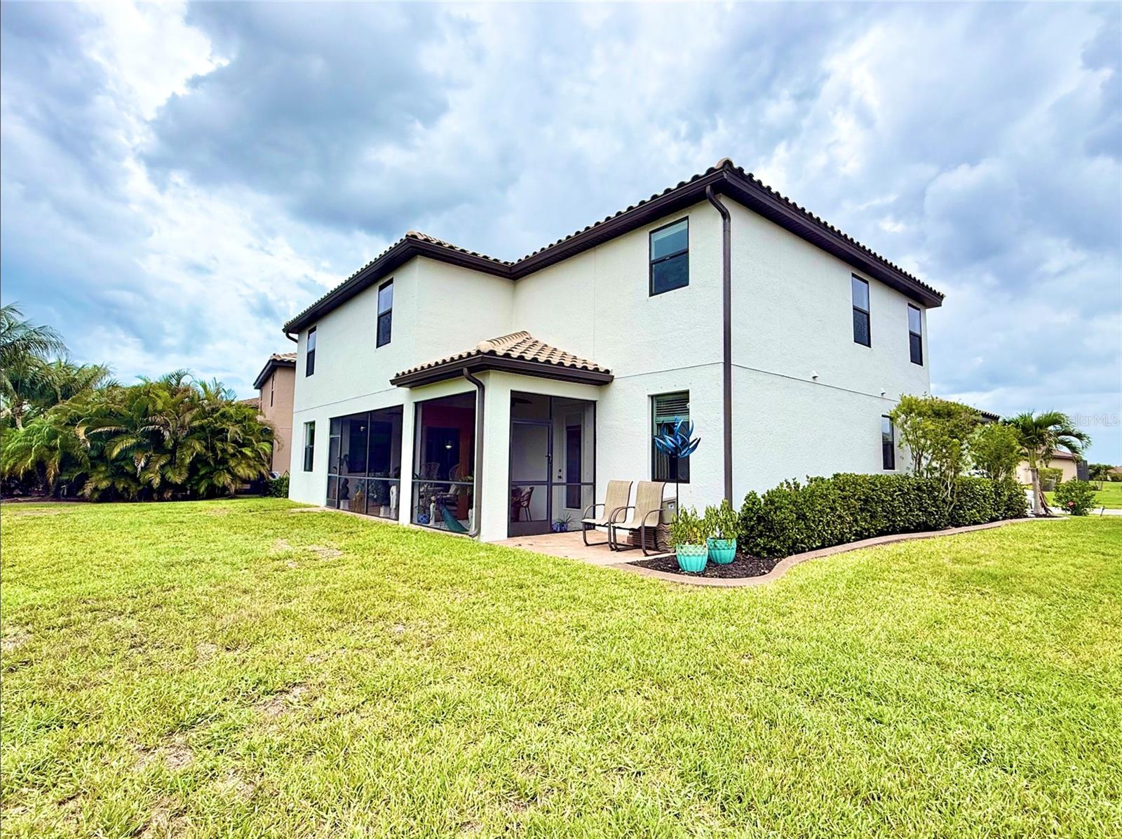 GRAND PARADISO - Residential
