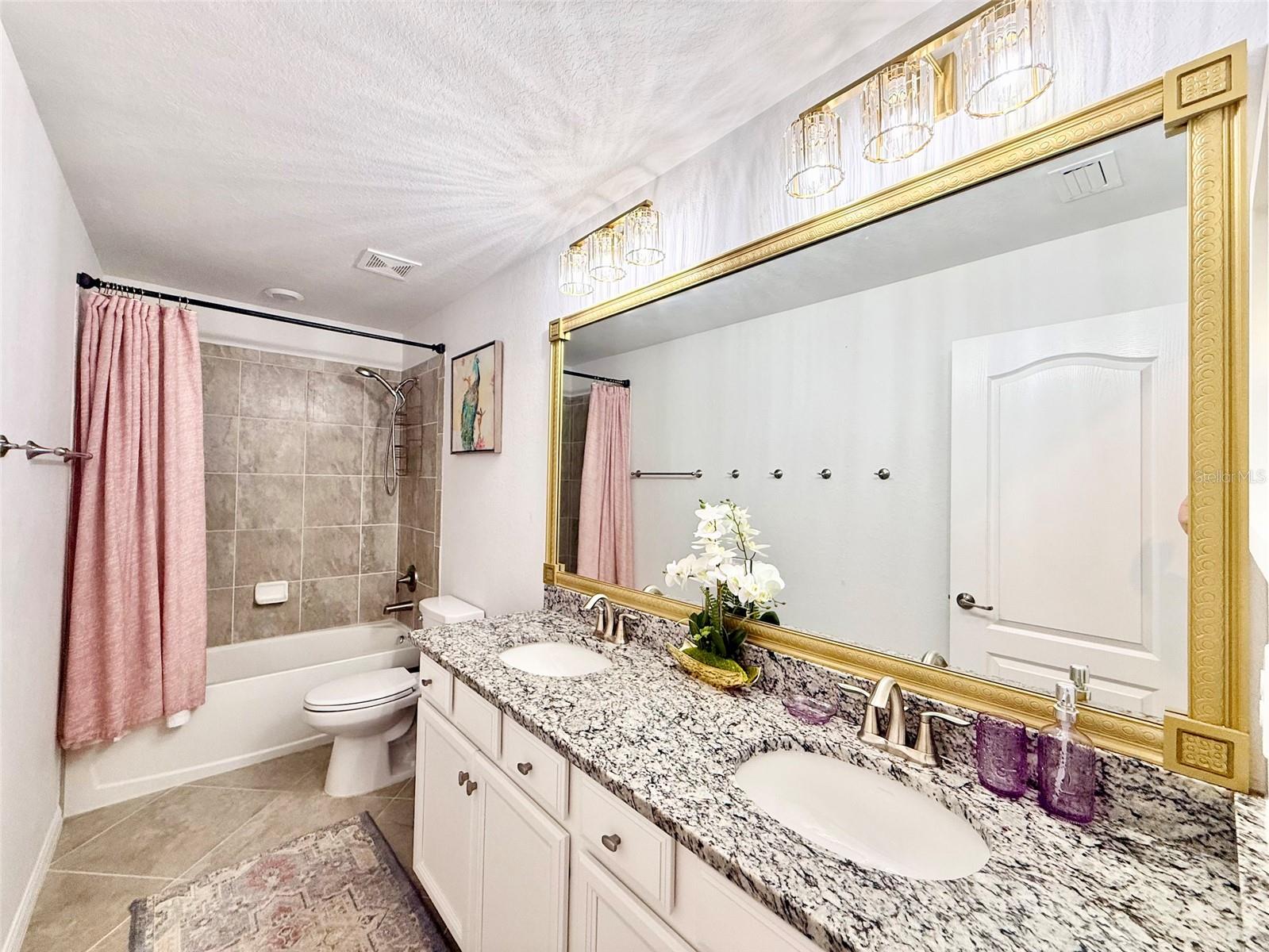 GRAND PARADISO - Residential