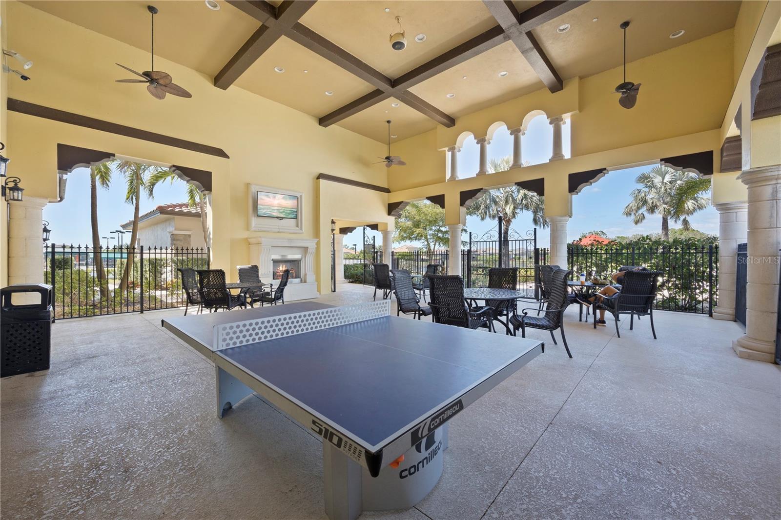 GRAND PARADISO - Residential