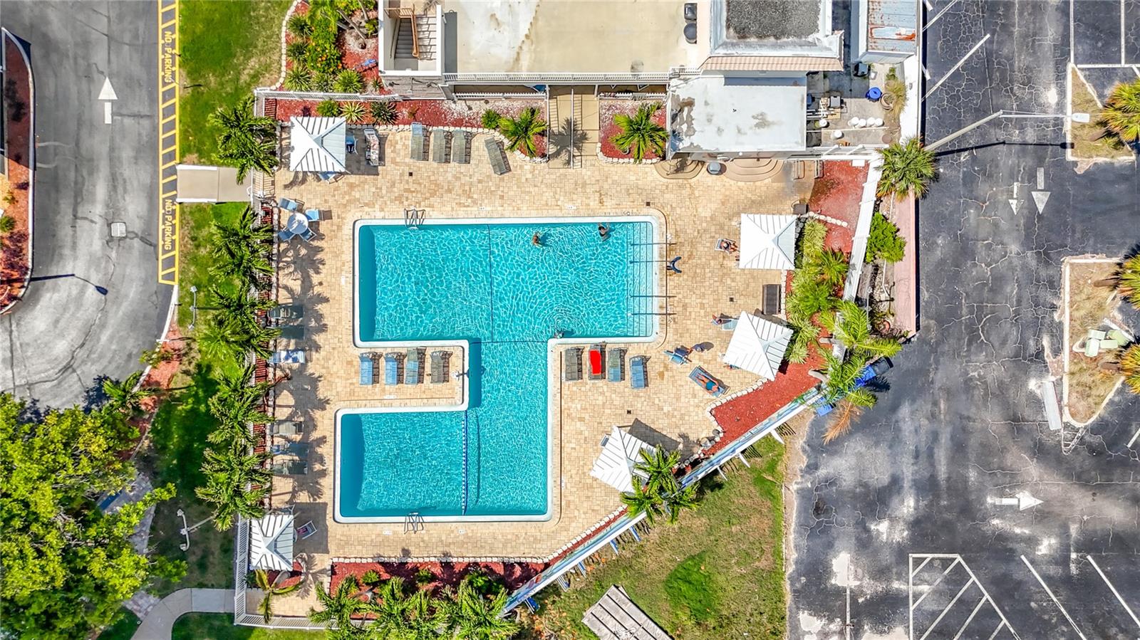TOWN SHORES OF GULFPORT - Residential