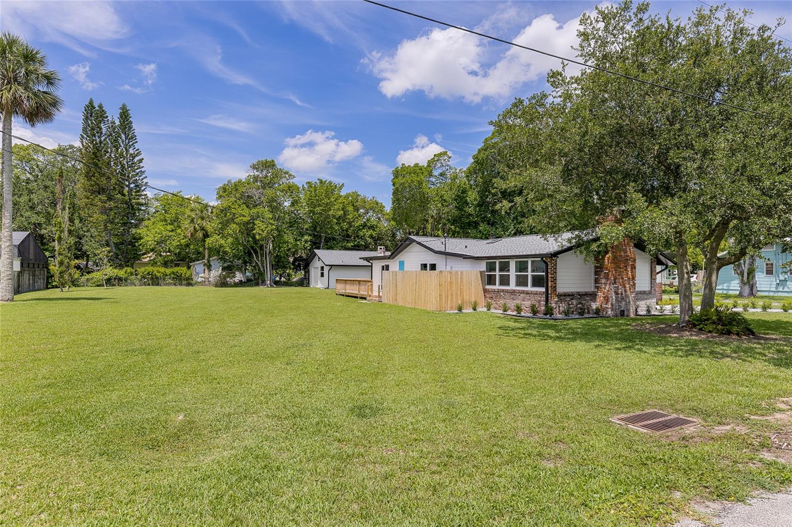 HOME ACRES UNIT 01 - Residential