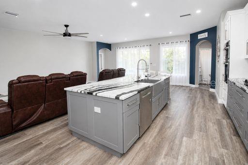MEADOW POINTE PRCL 10 UNIT 01 02 - Residential