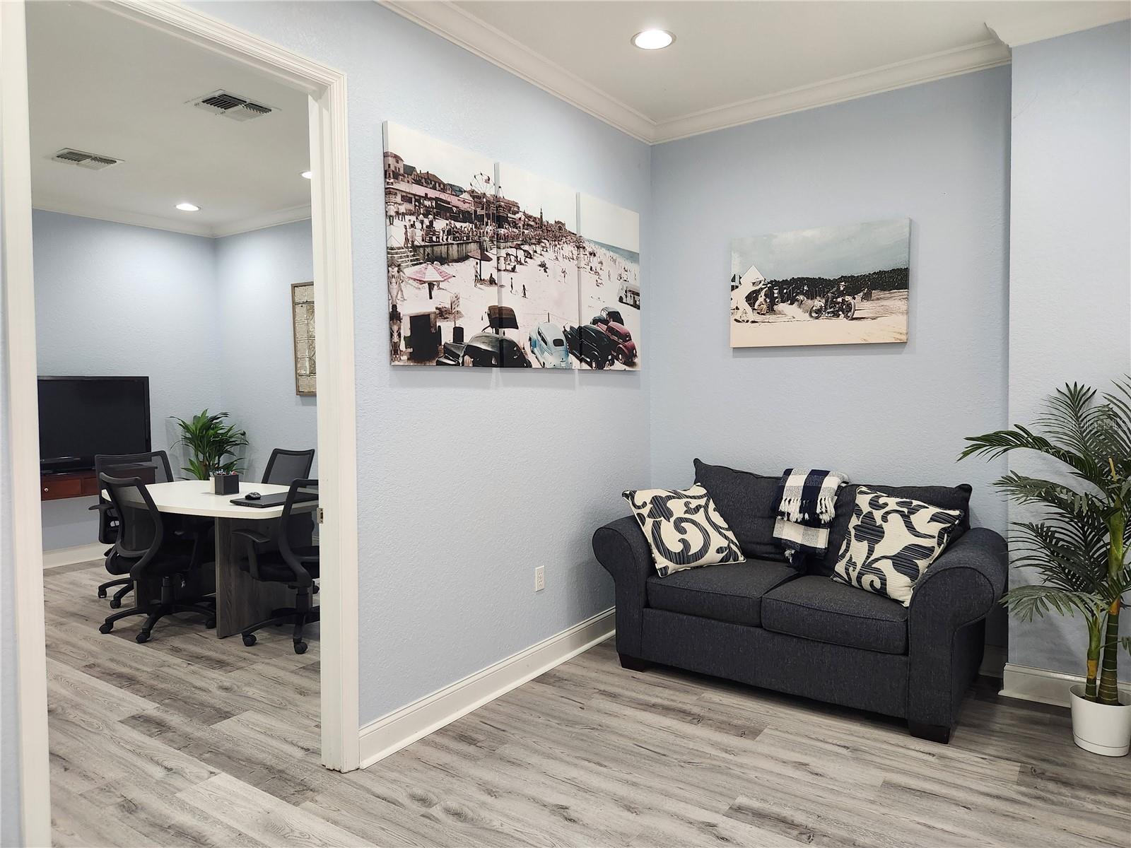 SANTA CRUZ CONDO - Commercial Sale