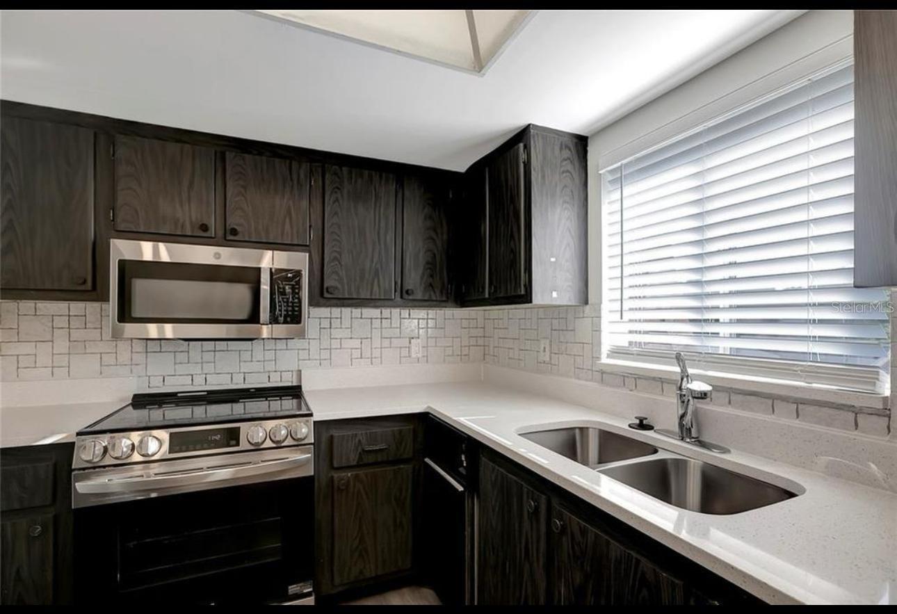 MAGNOLIA VALLEY - Residential Lease