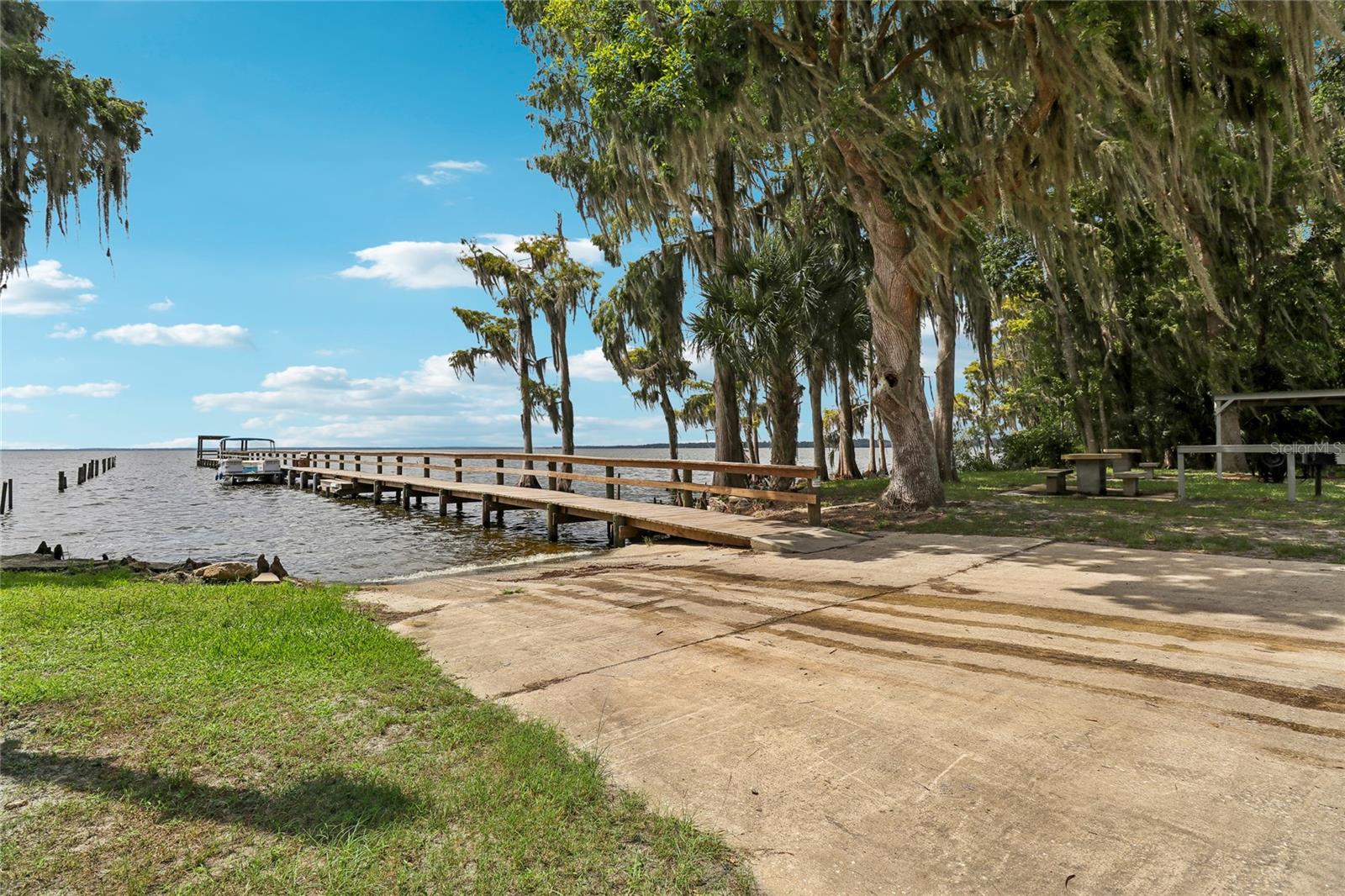 PARADISE LAKES SUB - Residential