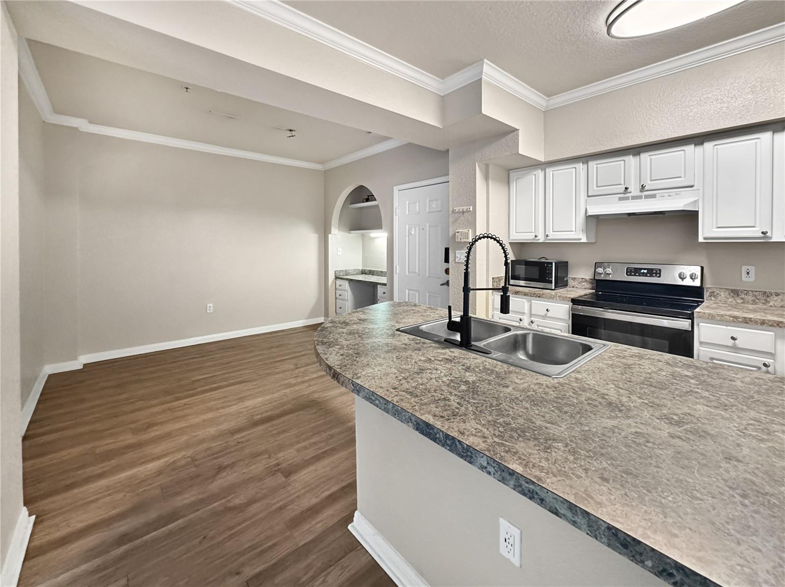 UPTOWN PLACE CONDO - Residential