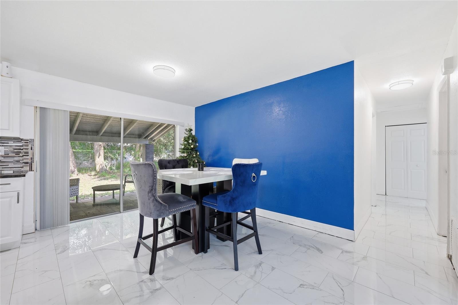RICHMOND HEIGHTS - Residential