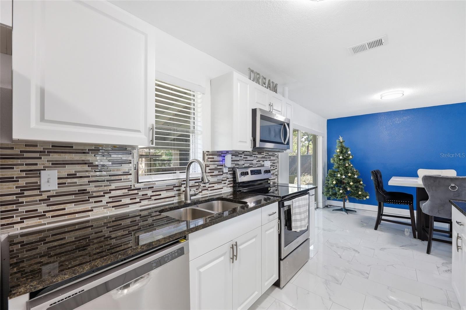 RICHMOND HEIGHTS - Residential