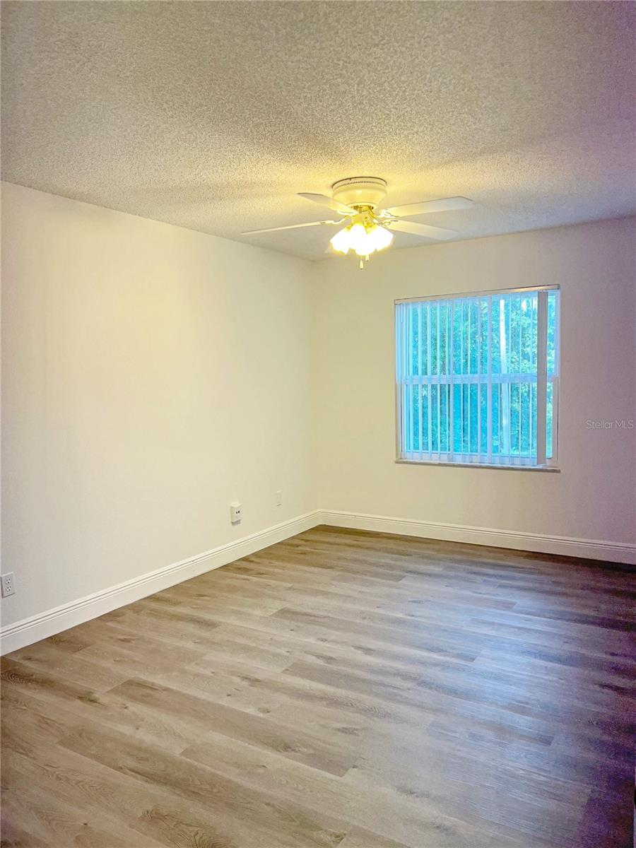 HAWTHORNE VILLAGE - Residential Lease
