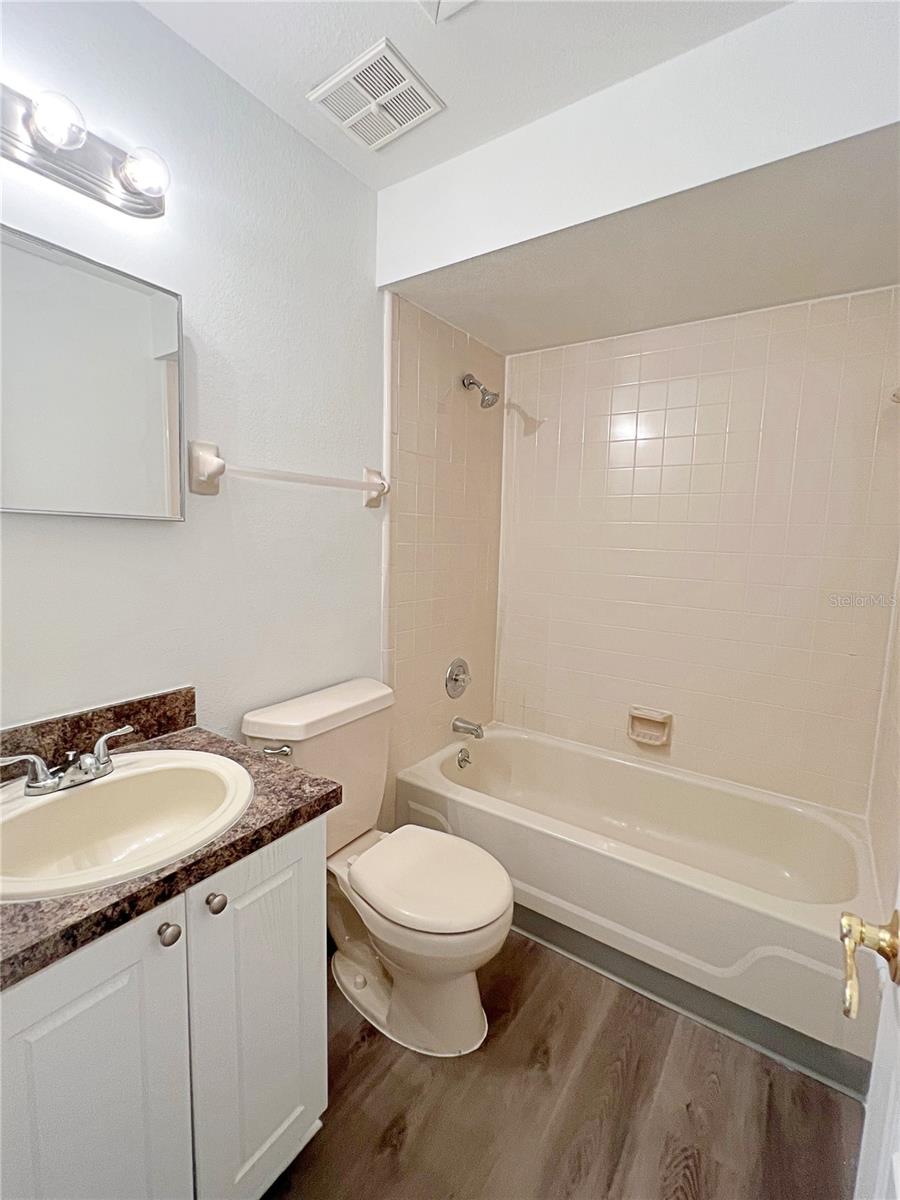HAWTHORNE VILLAGE - Residential Lease