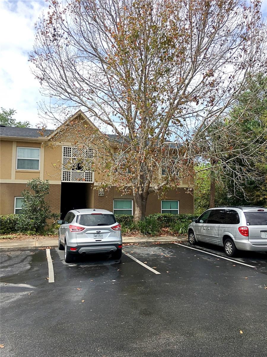 HAWTHORNE VILLAGE - Residential Lease