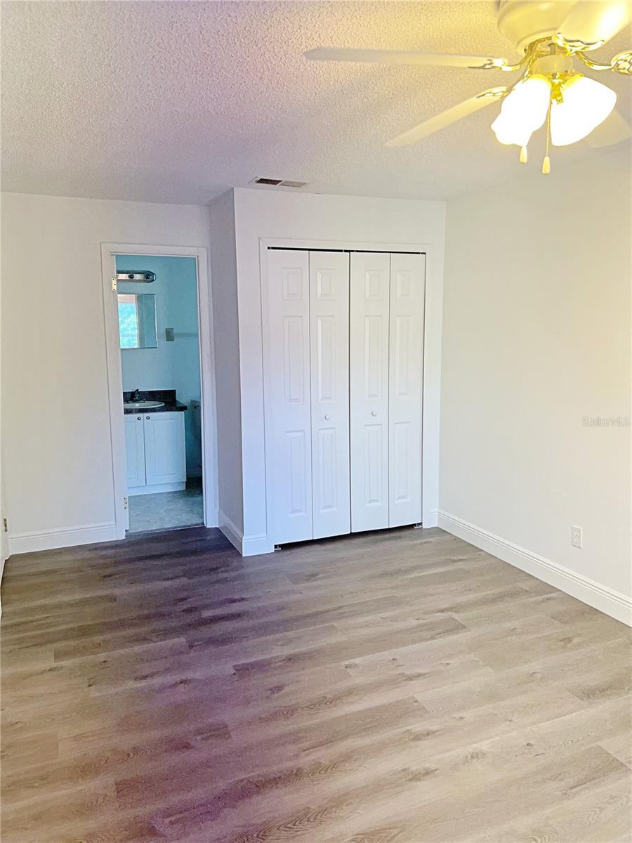 HAWTHORNE VILLAGE - Residential Lease