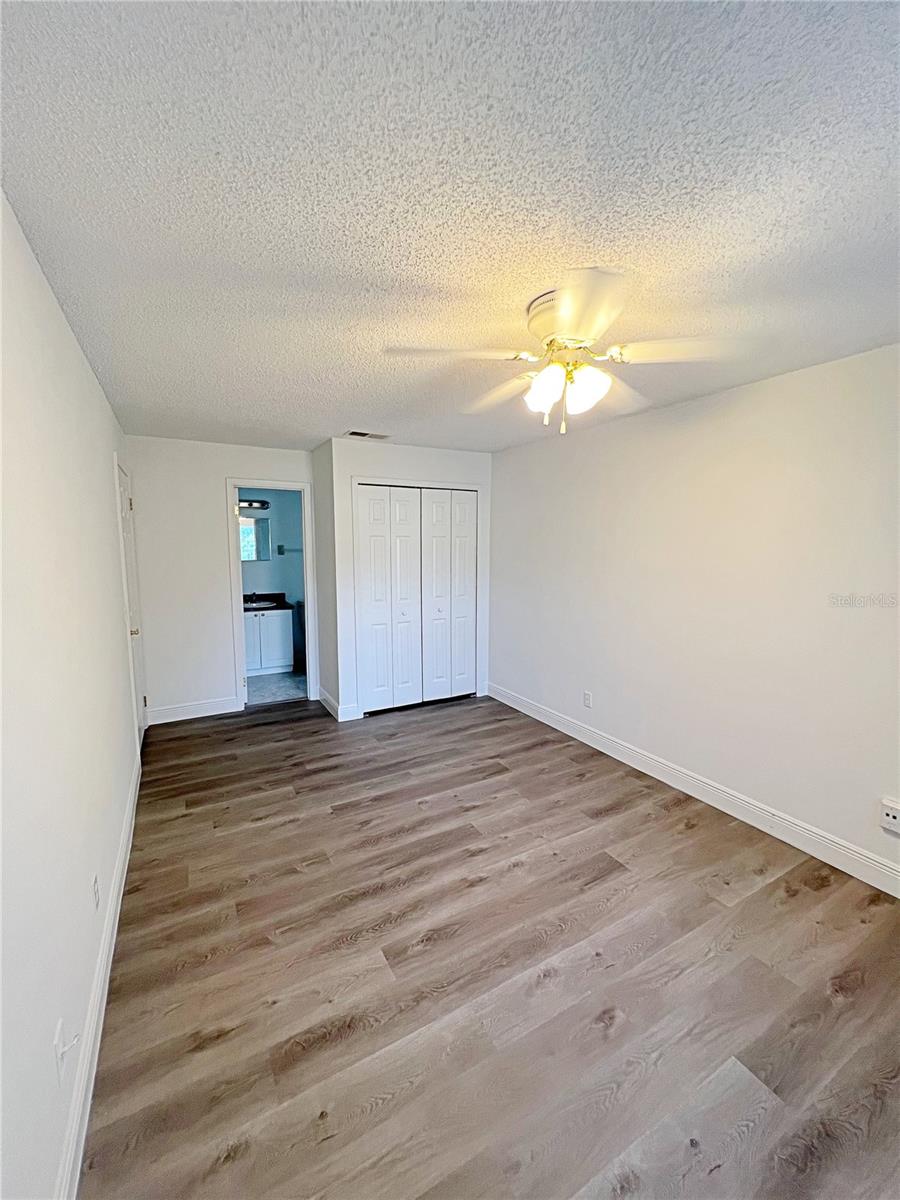 HAWTHORNE VILLAGE - Residential Lease