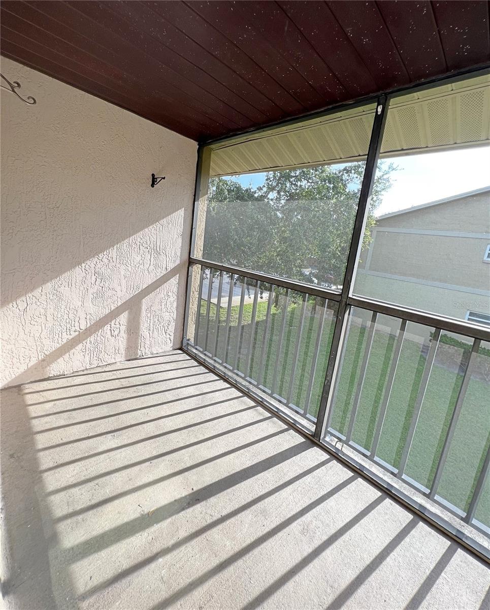 HAWTHORNE VILLAGE - Residential Lease