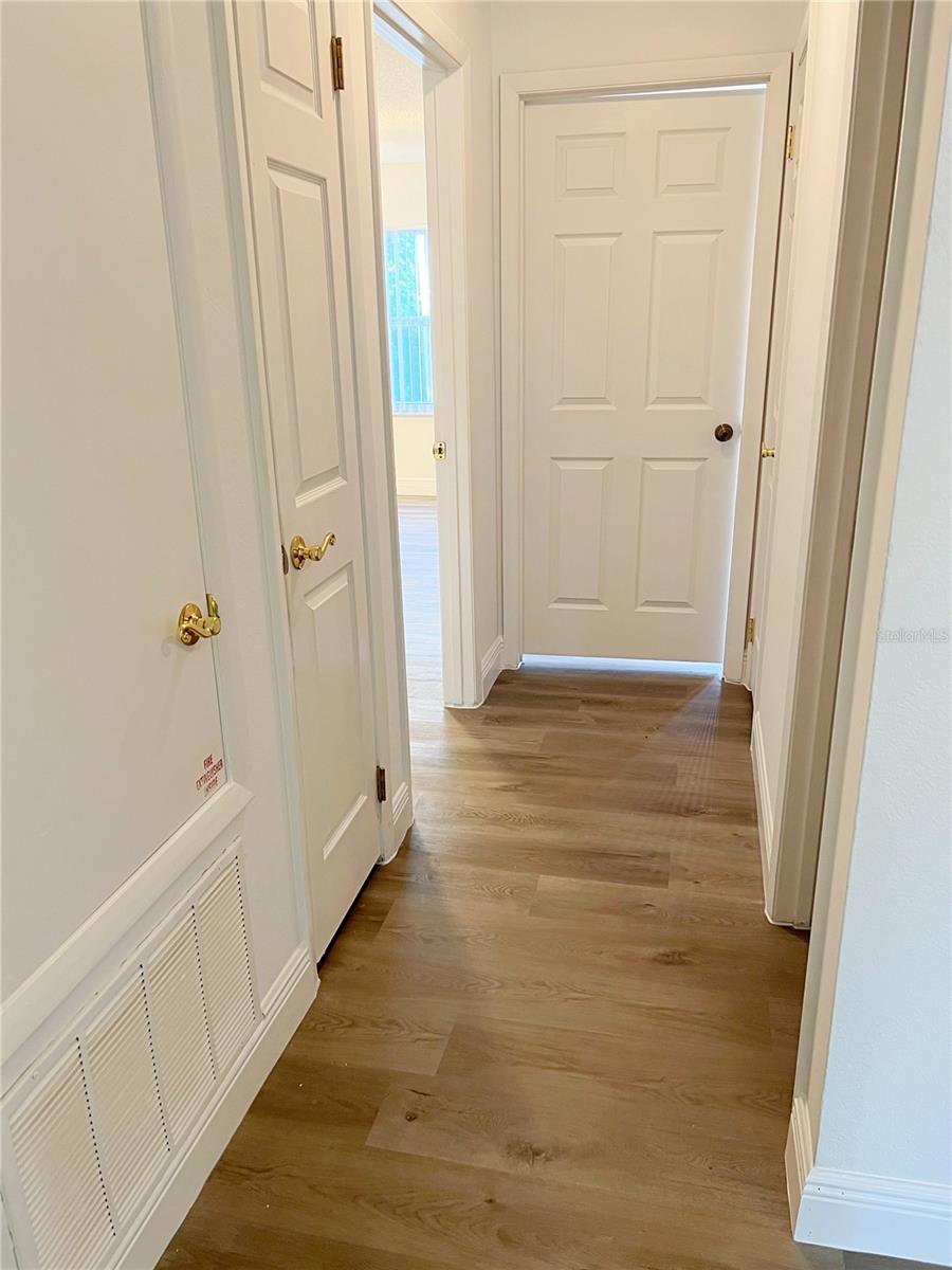 HAWTHORNE VILLAGE - Residential Lease