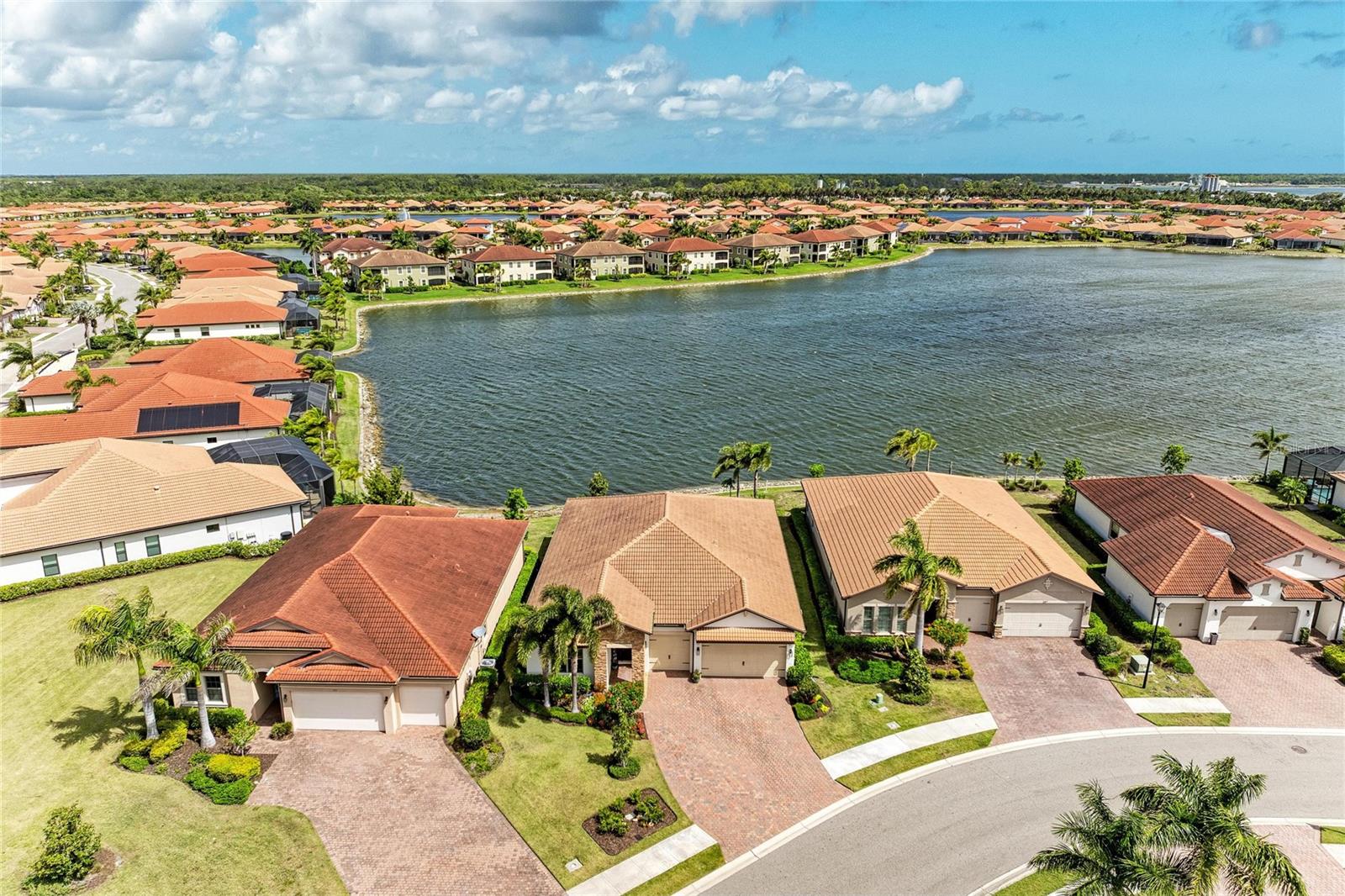TOSCANA ISLES - Residential