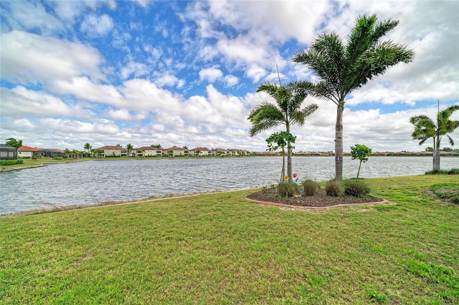 TOSCANA ISLES - Residential