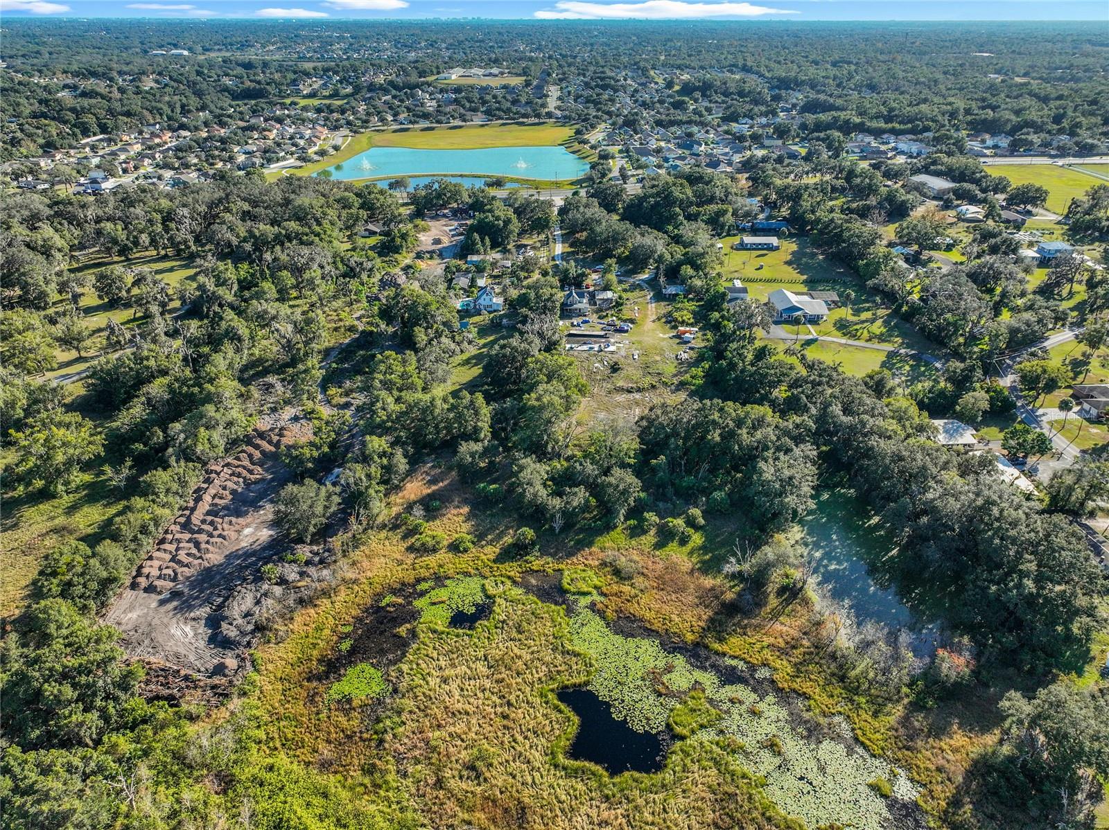 ACREAGE - Land
