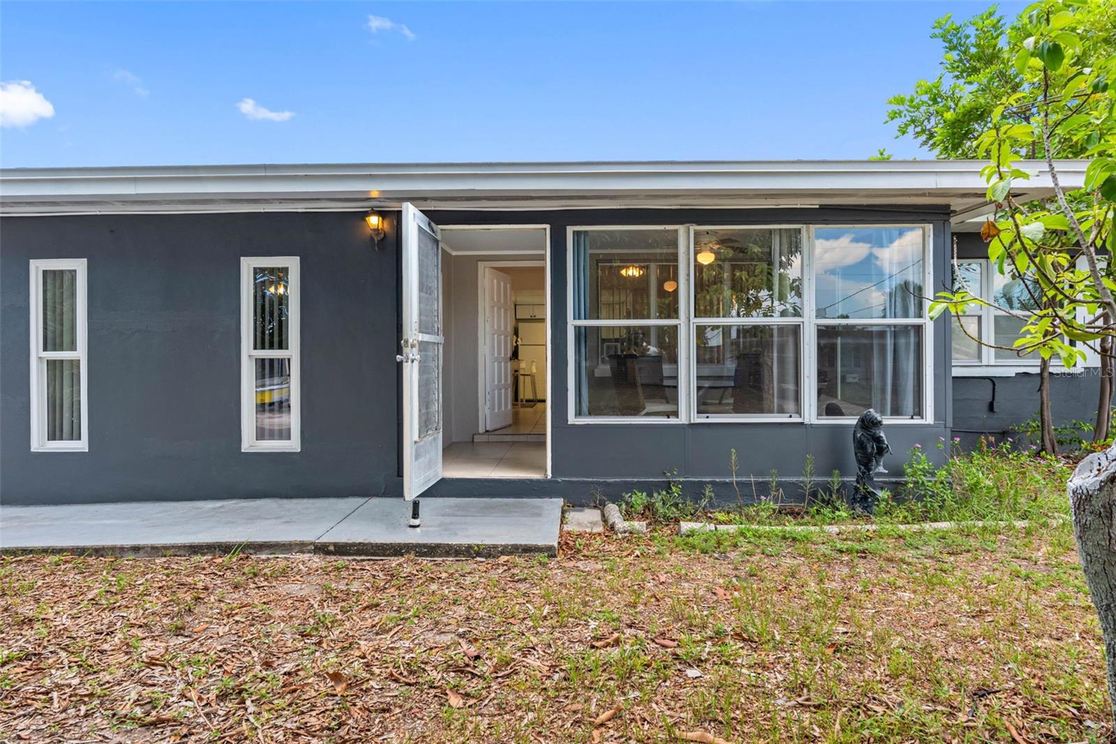 LAKE SHORE ESTATES - Residential
