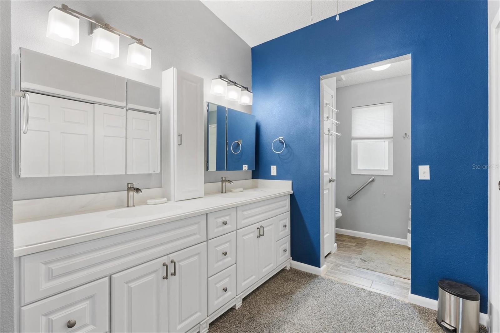 LADY LAKE ORANGE BLOSSOM GARDENS UNIT 10 - Residential