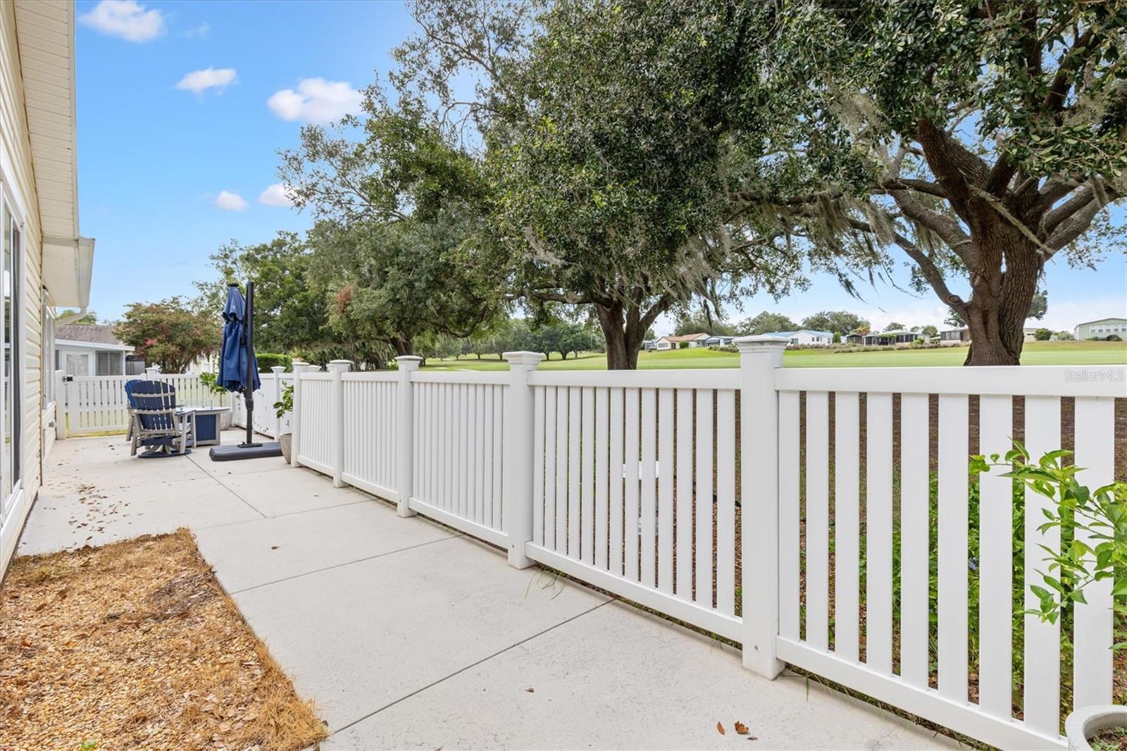LADY LAKE ORANGE BLOSSOM GARDENS UNIT 10 - Residential