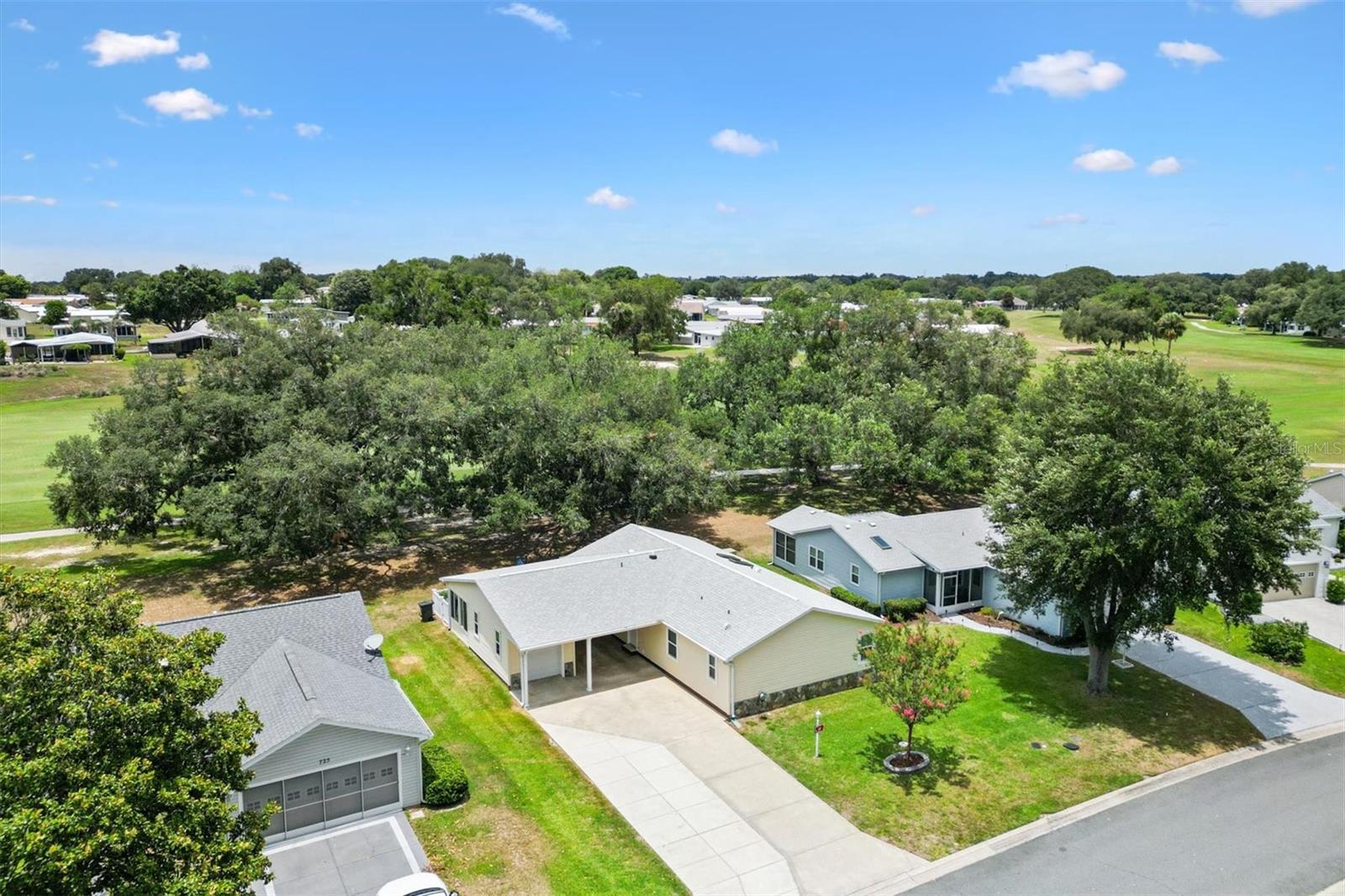 LADY LAKE ORANGE BLOSSOM GARDENS UNIT 10 - Residential